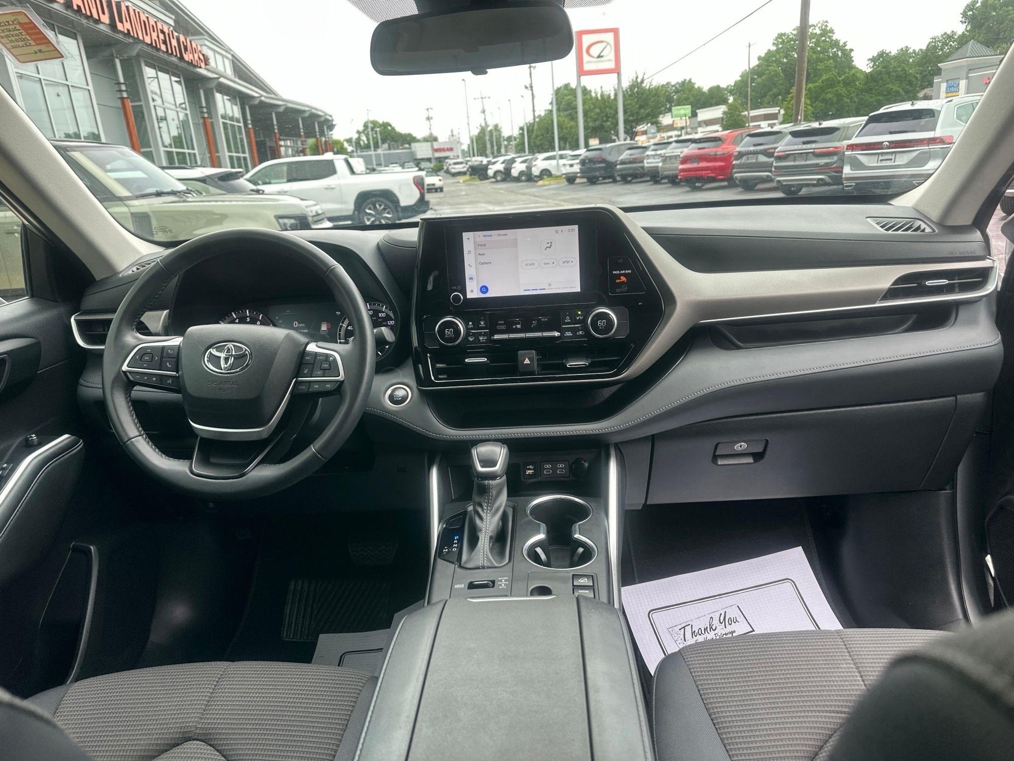 Toyota Highlander  2024