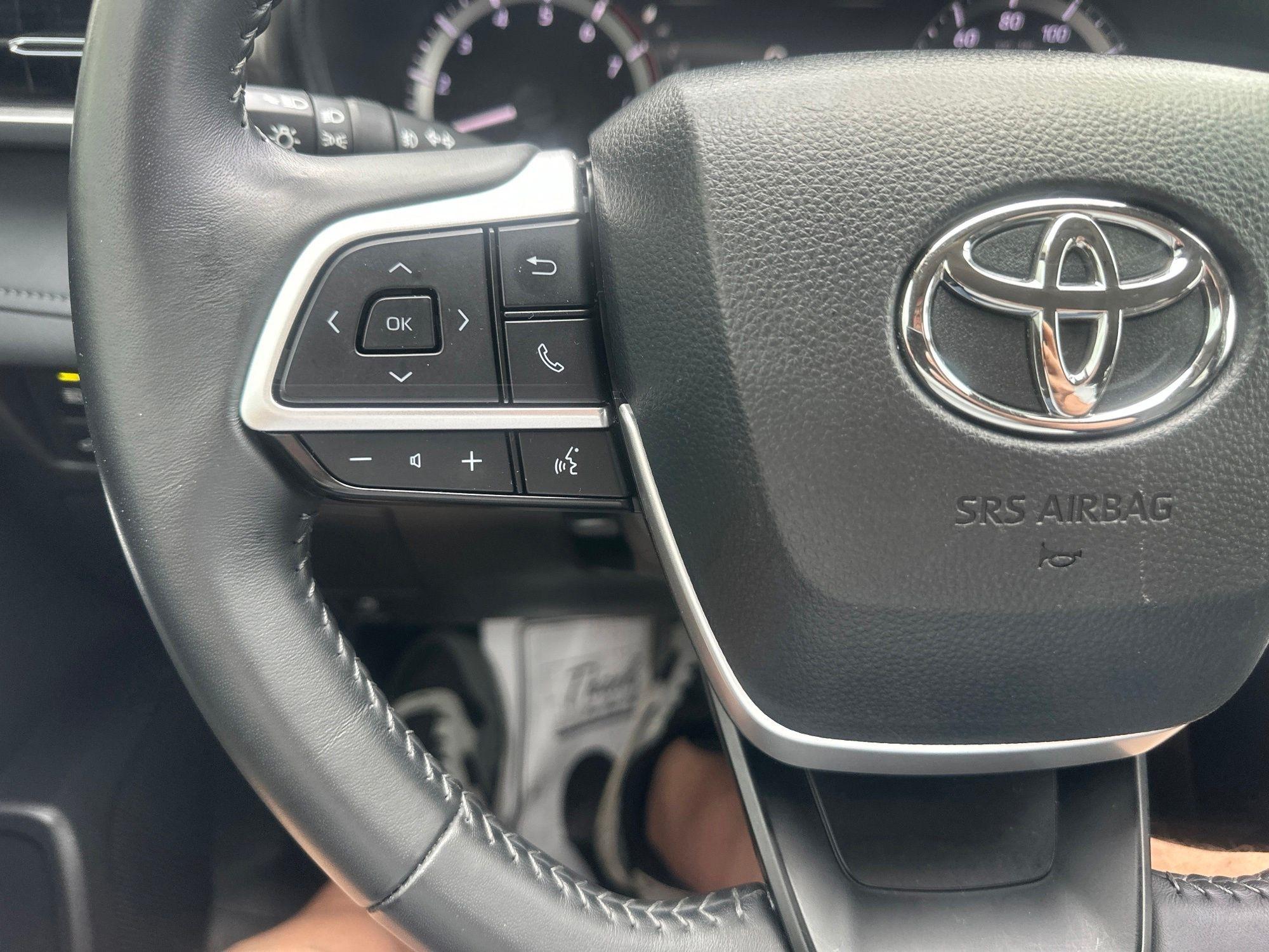 Toyota Highlander  2024
