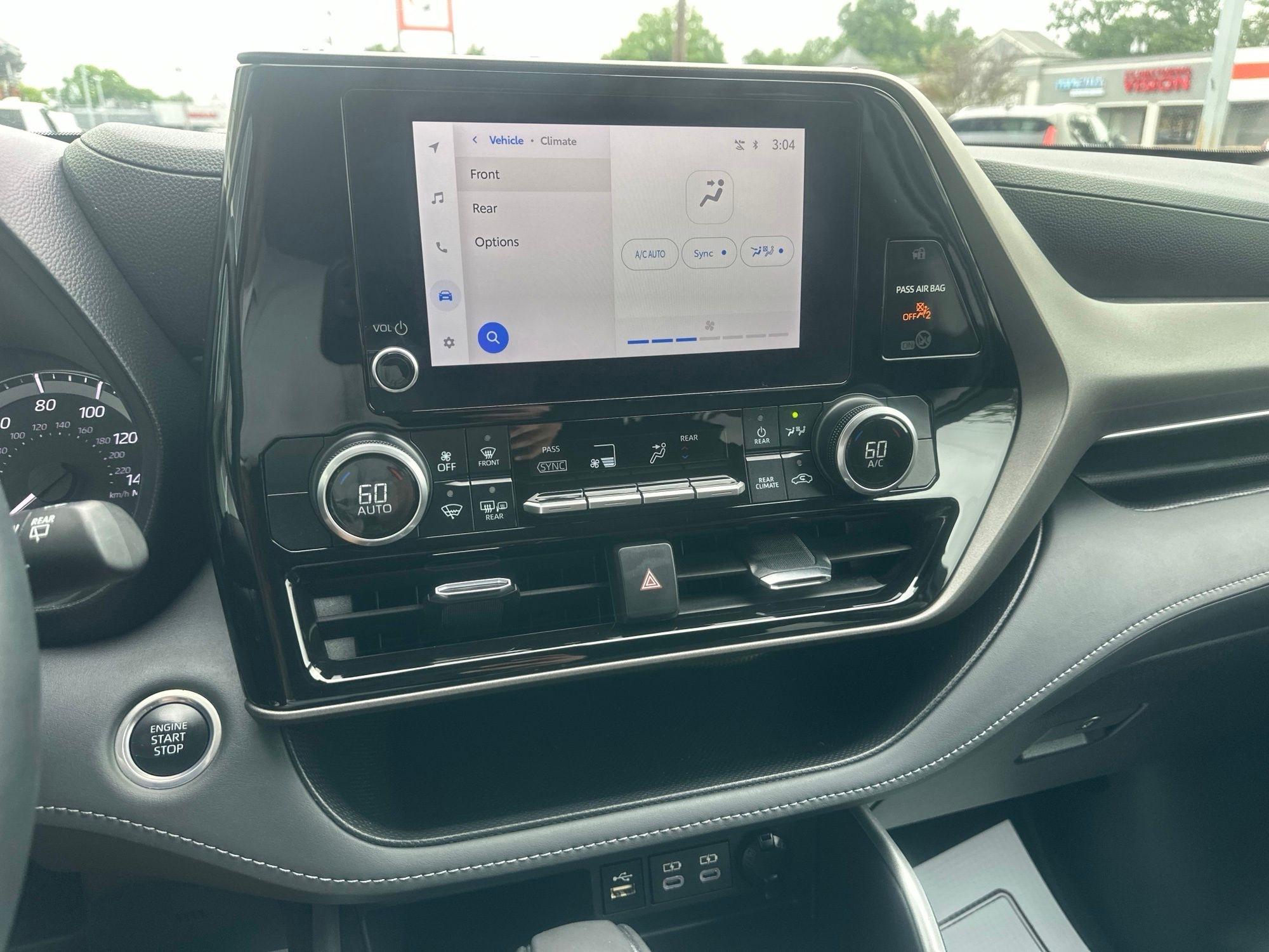 Toyota Highlander  2024