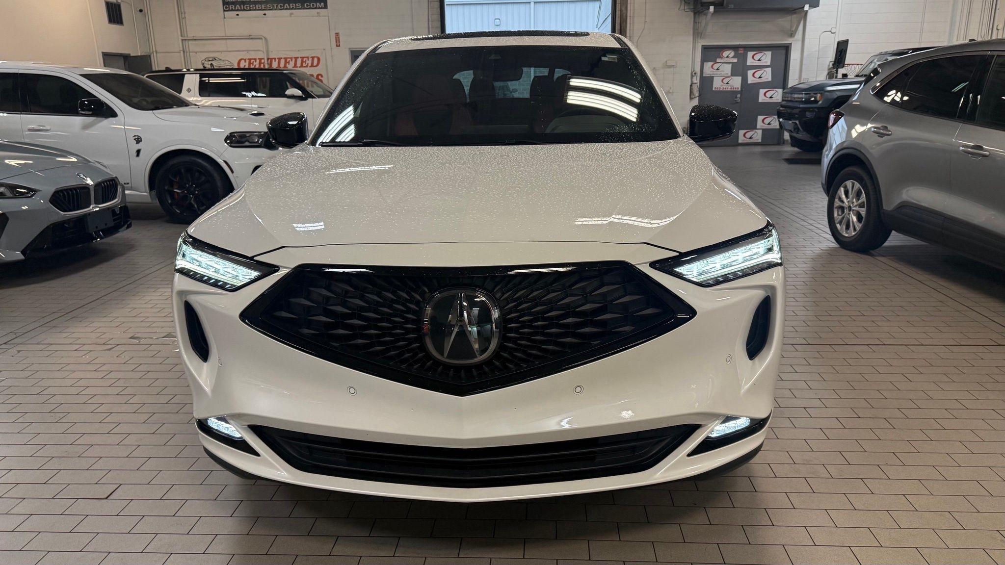 Acura MDX  2023