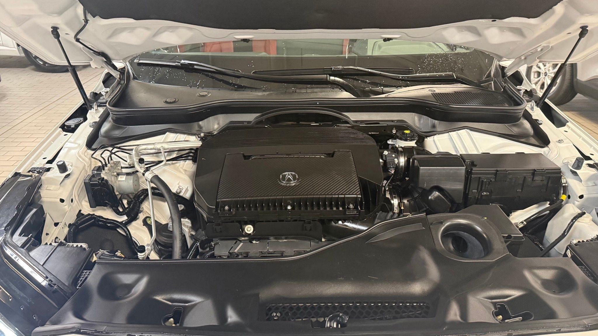 Acura MDX  2023