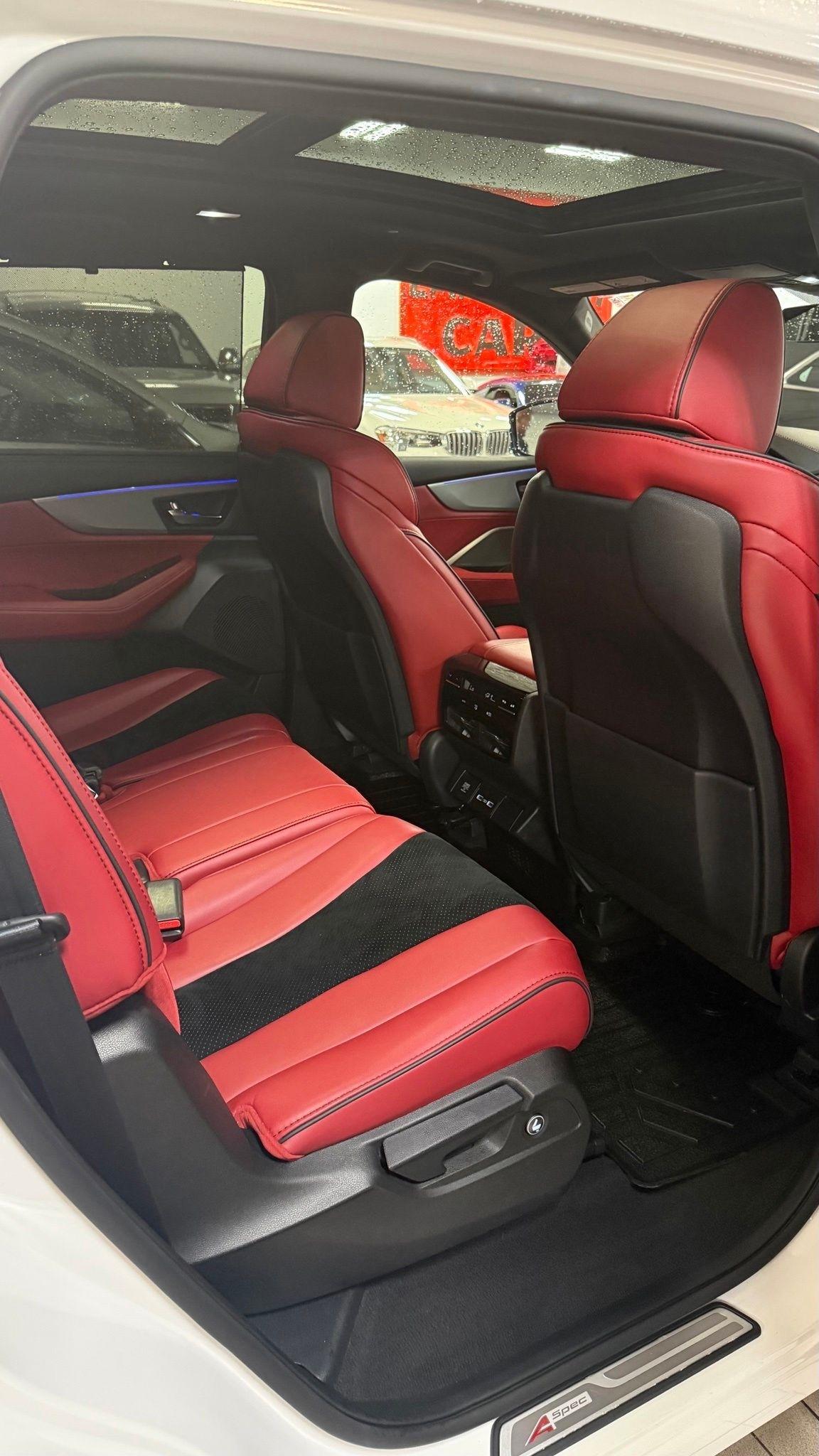 Acura MDX  2023
