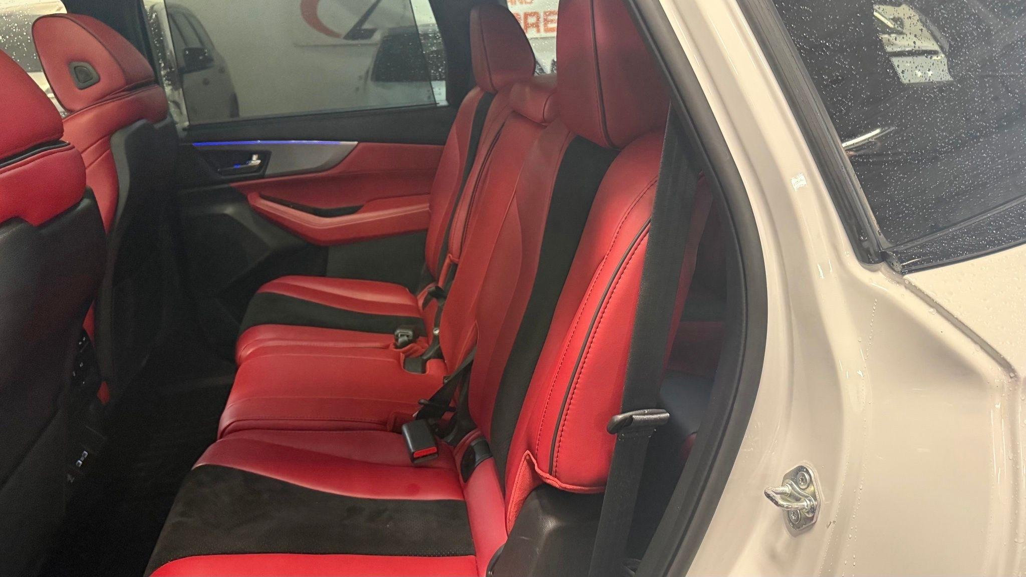 Acura MDX  2023