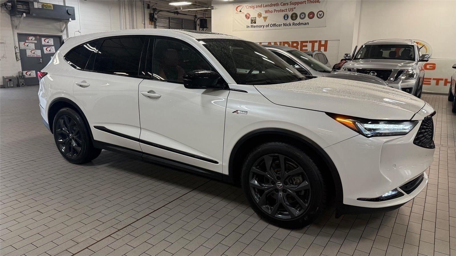 Acura MDX  2023