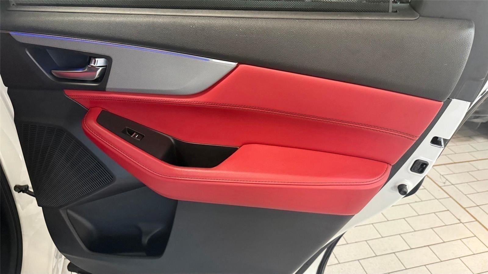 Acura MDX  2023