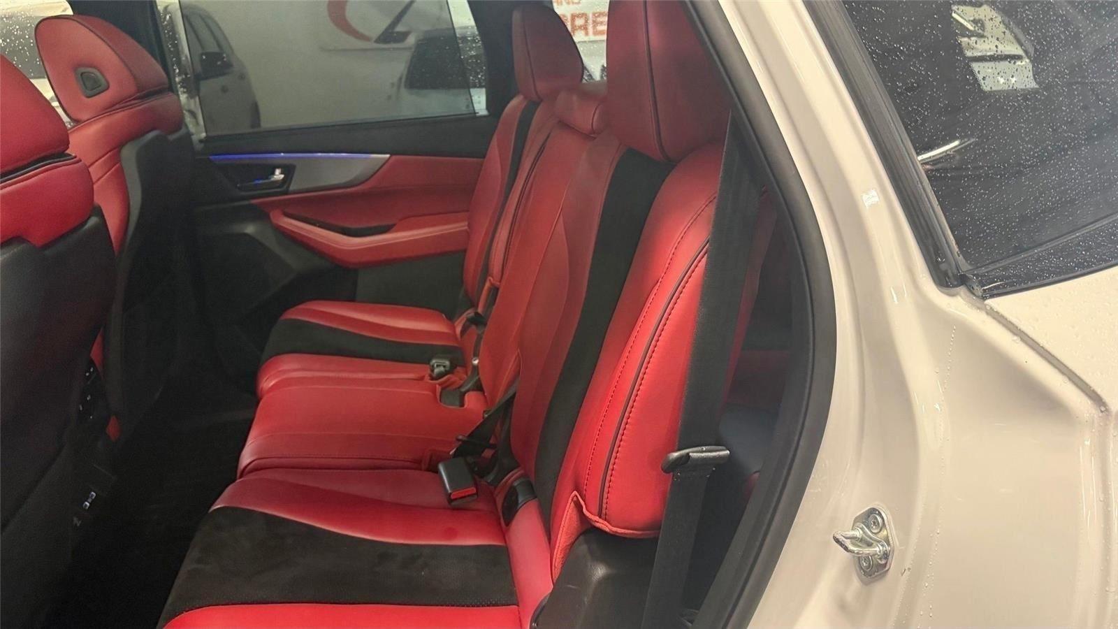 Acura MDX  2023