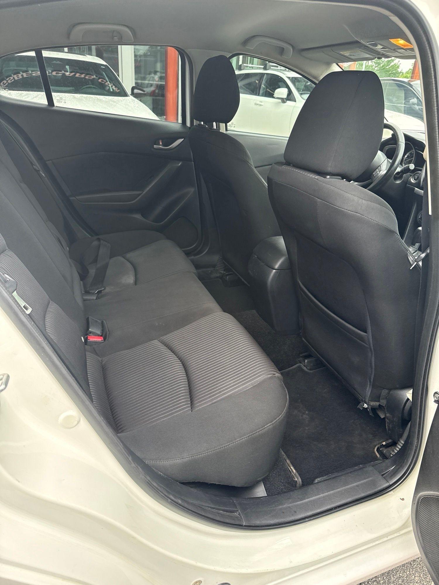 Mazda MAZDA3  2014