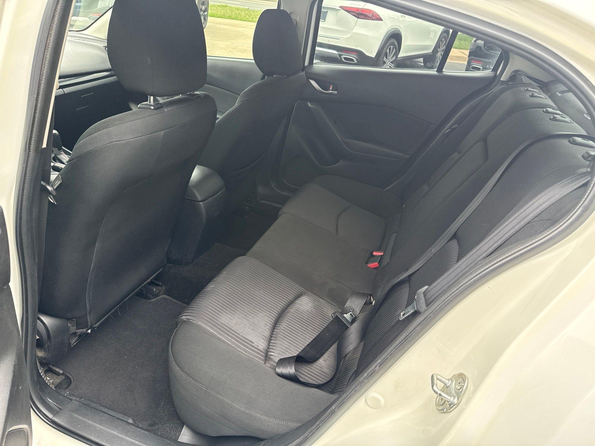 Mazda MAZDA3  2014