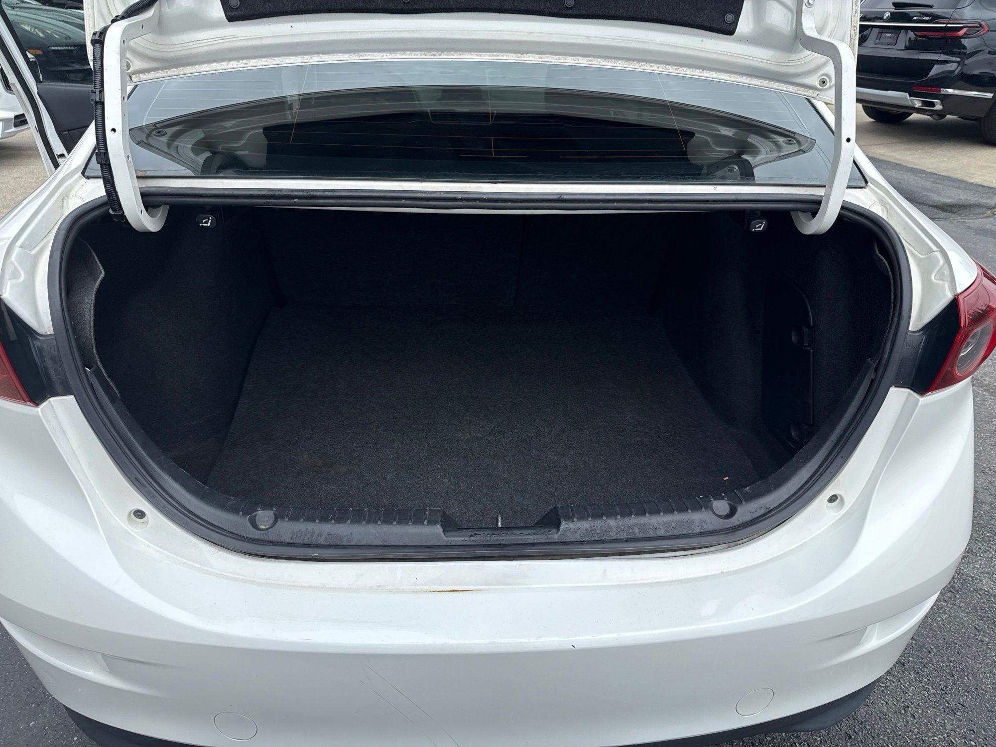Mazda MAZDA3  2014