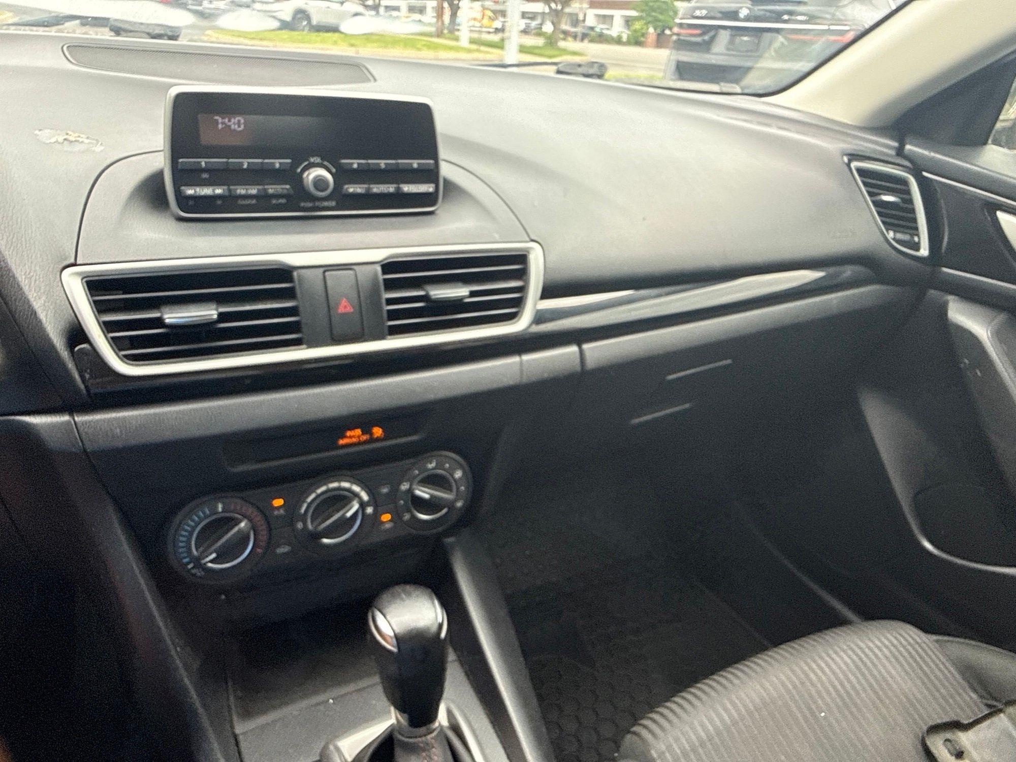 Mazda MAZDA3  2014