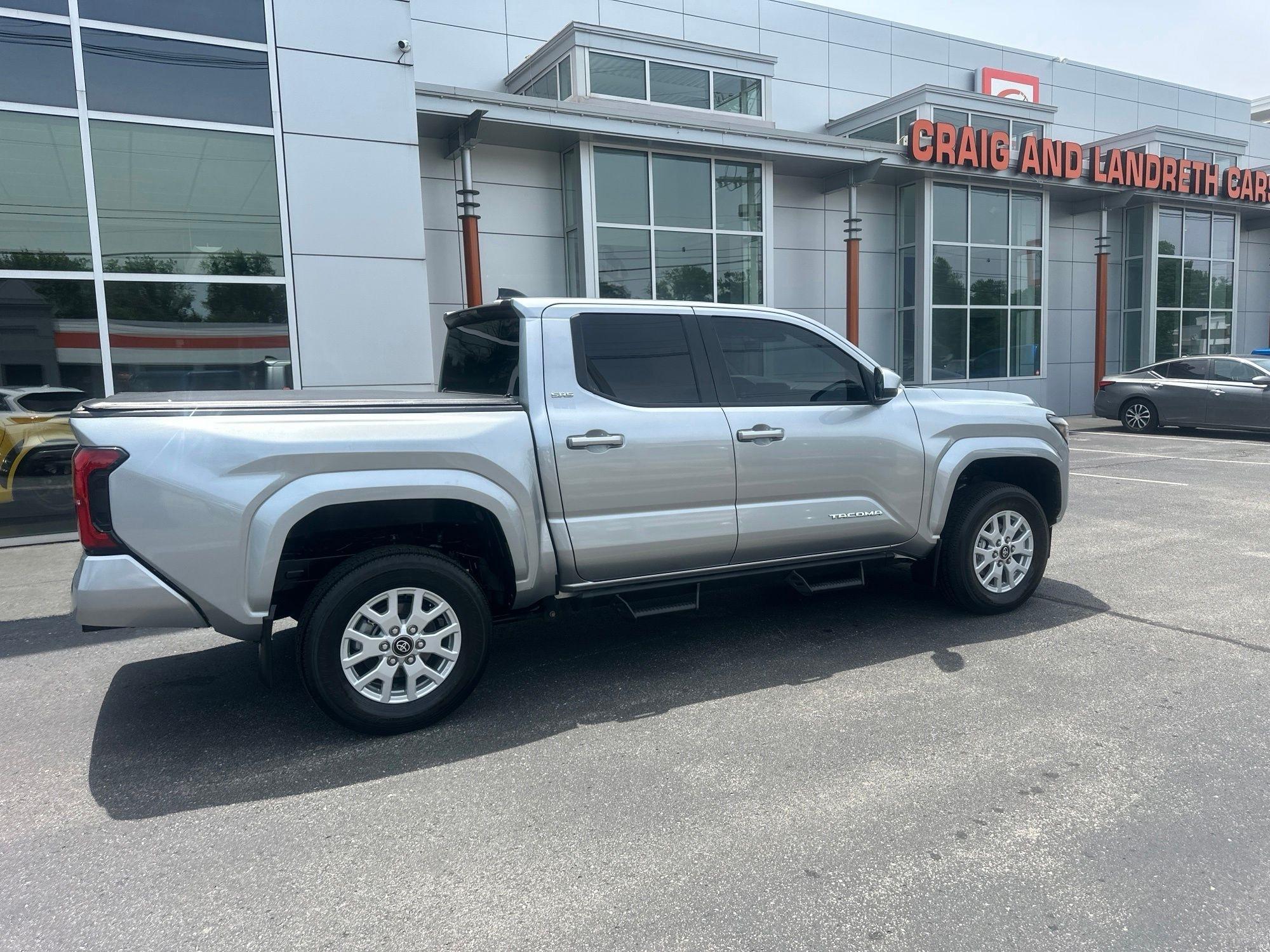 Toyota Tacoma  2024