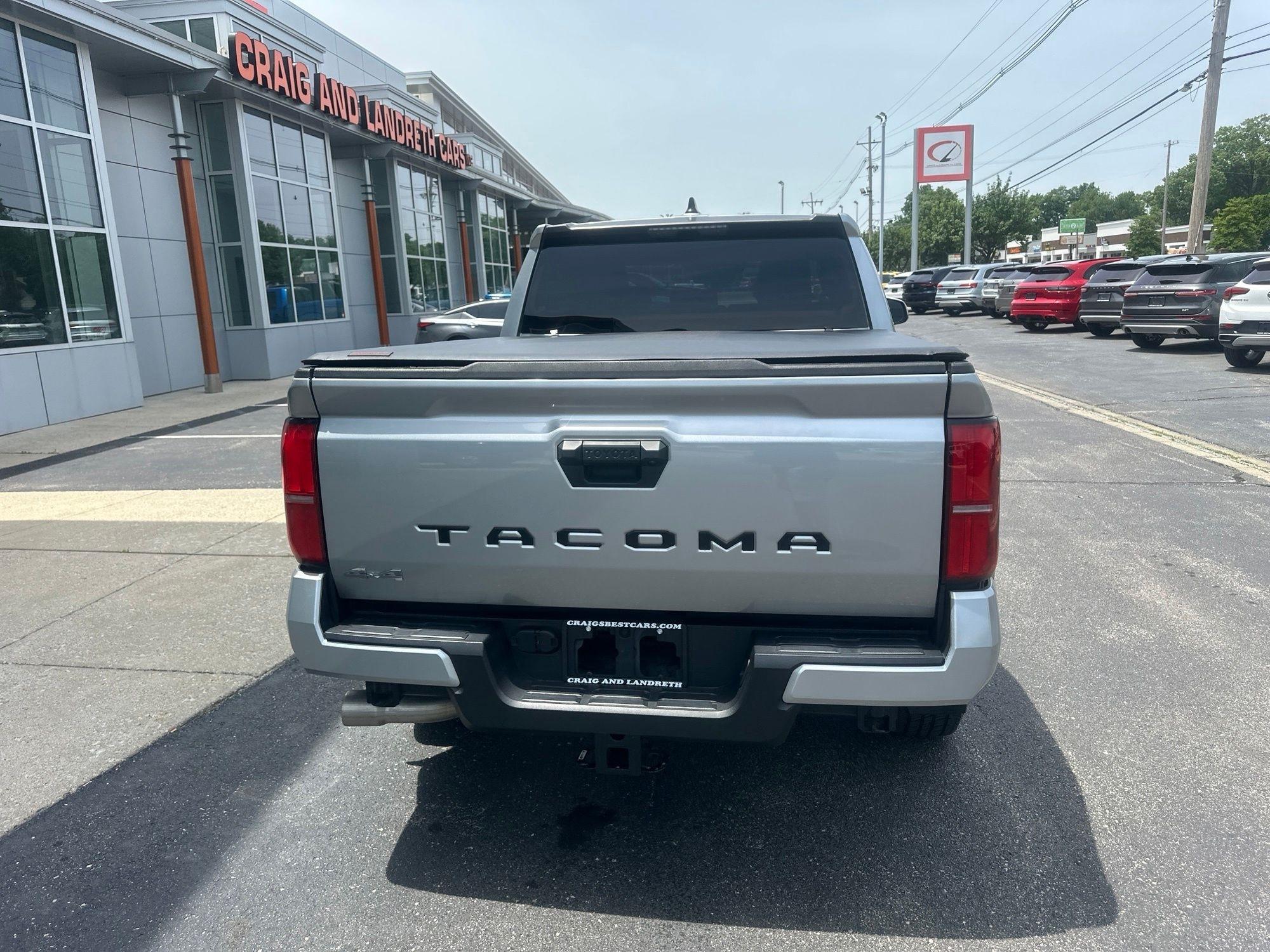 Toyota Tacoma  2024