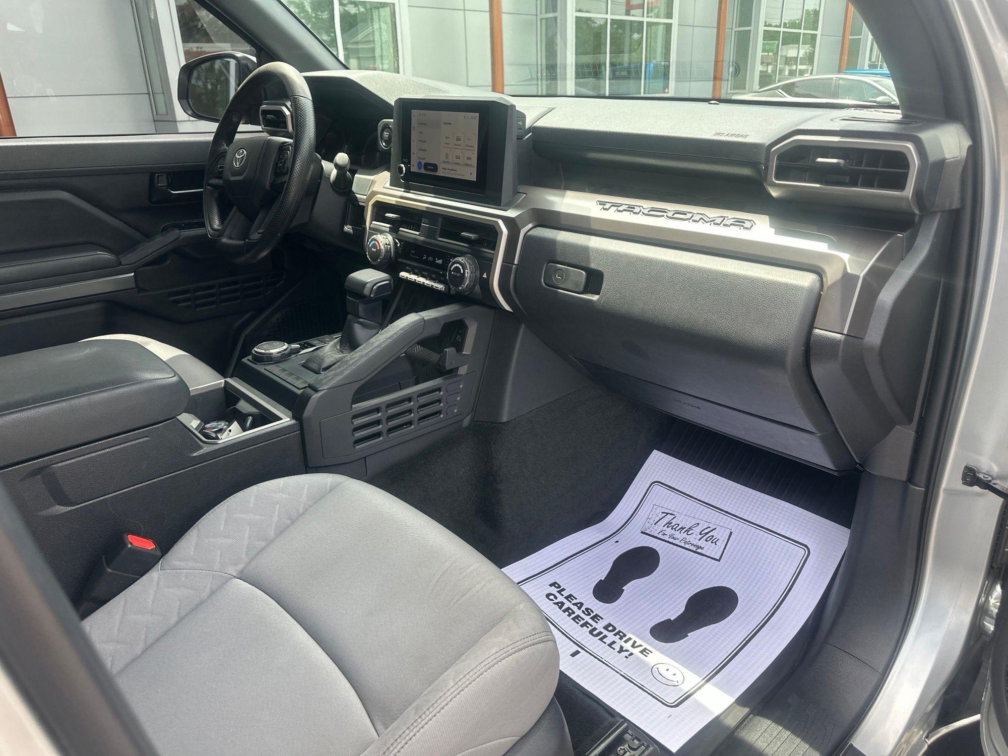 Toyota Tacoma  2024