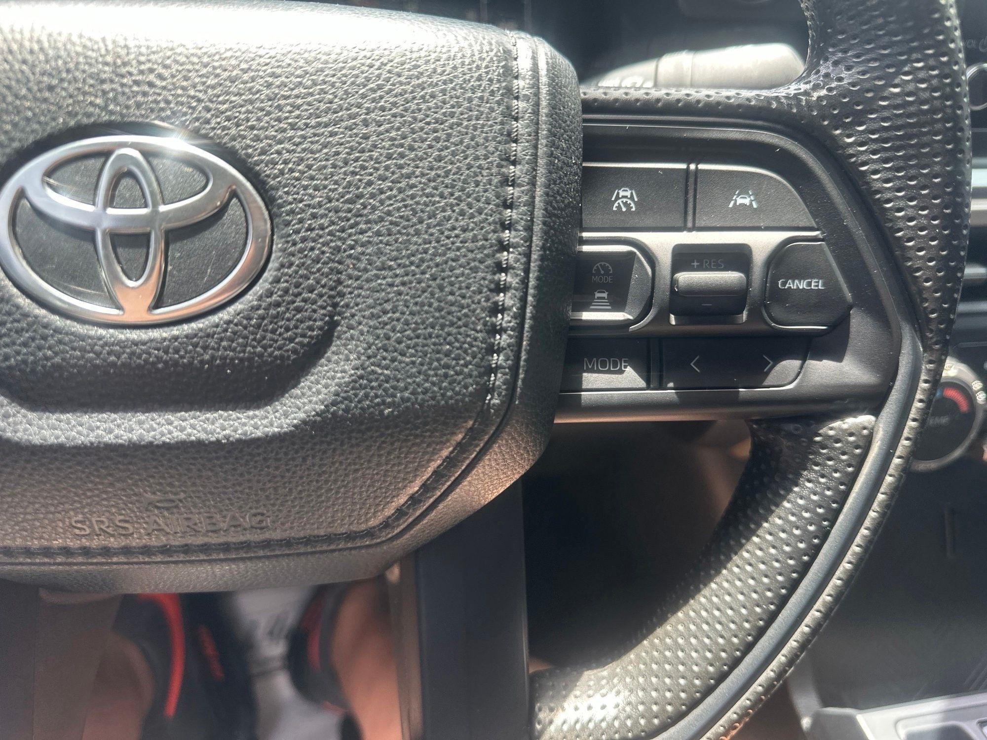 Toyota Tacoma  2024