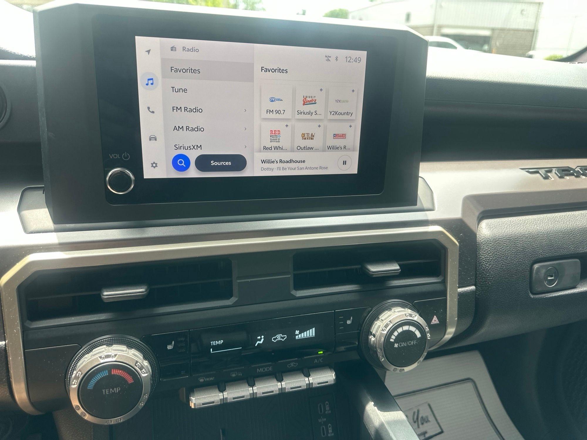 Toyota Tacoma  2024