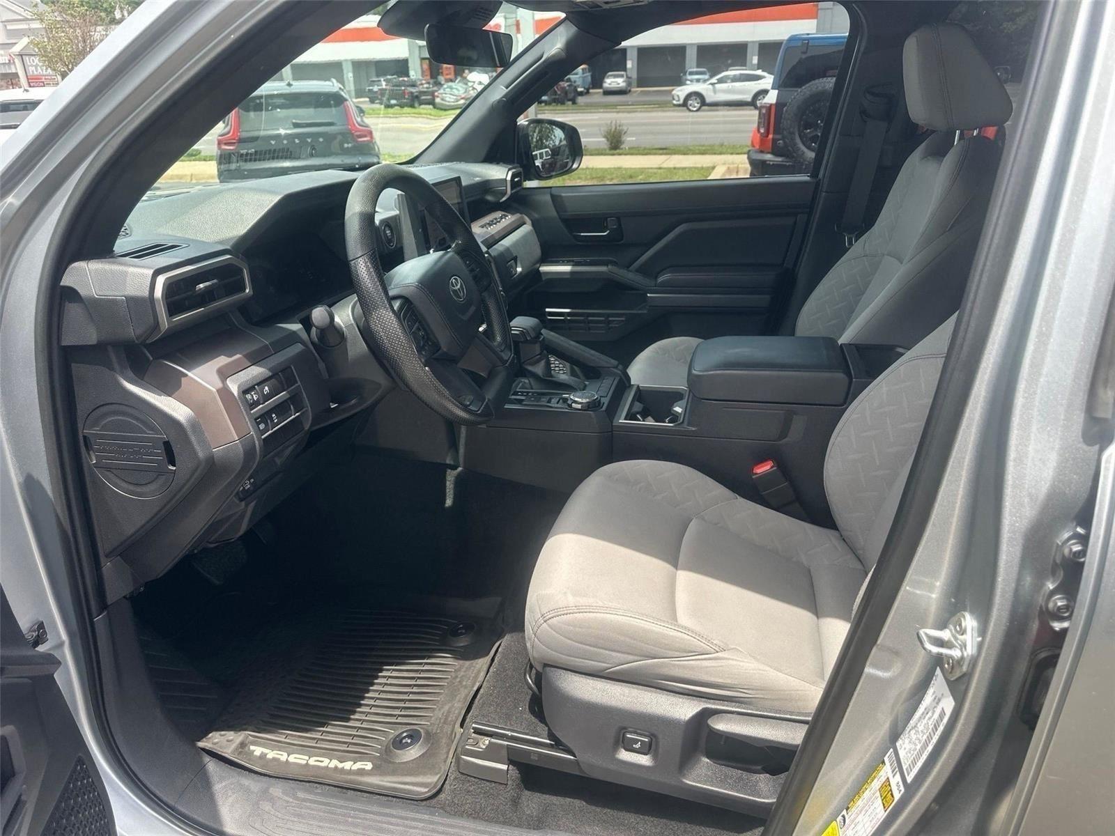 Toyota Tacoma  2024