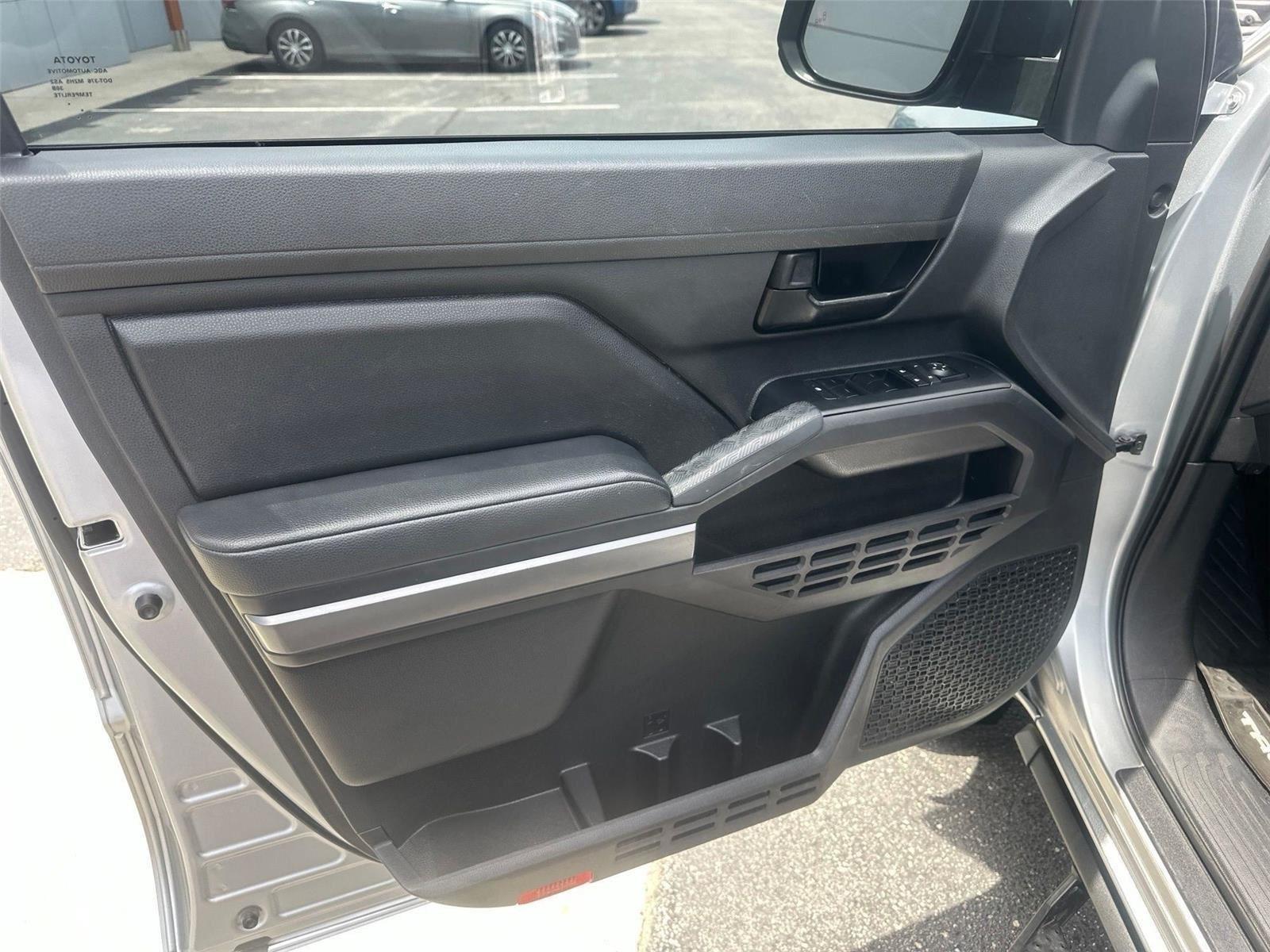 Toyota Tacoma  2024