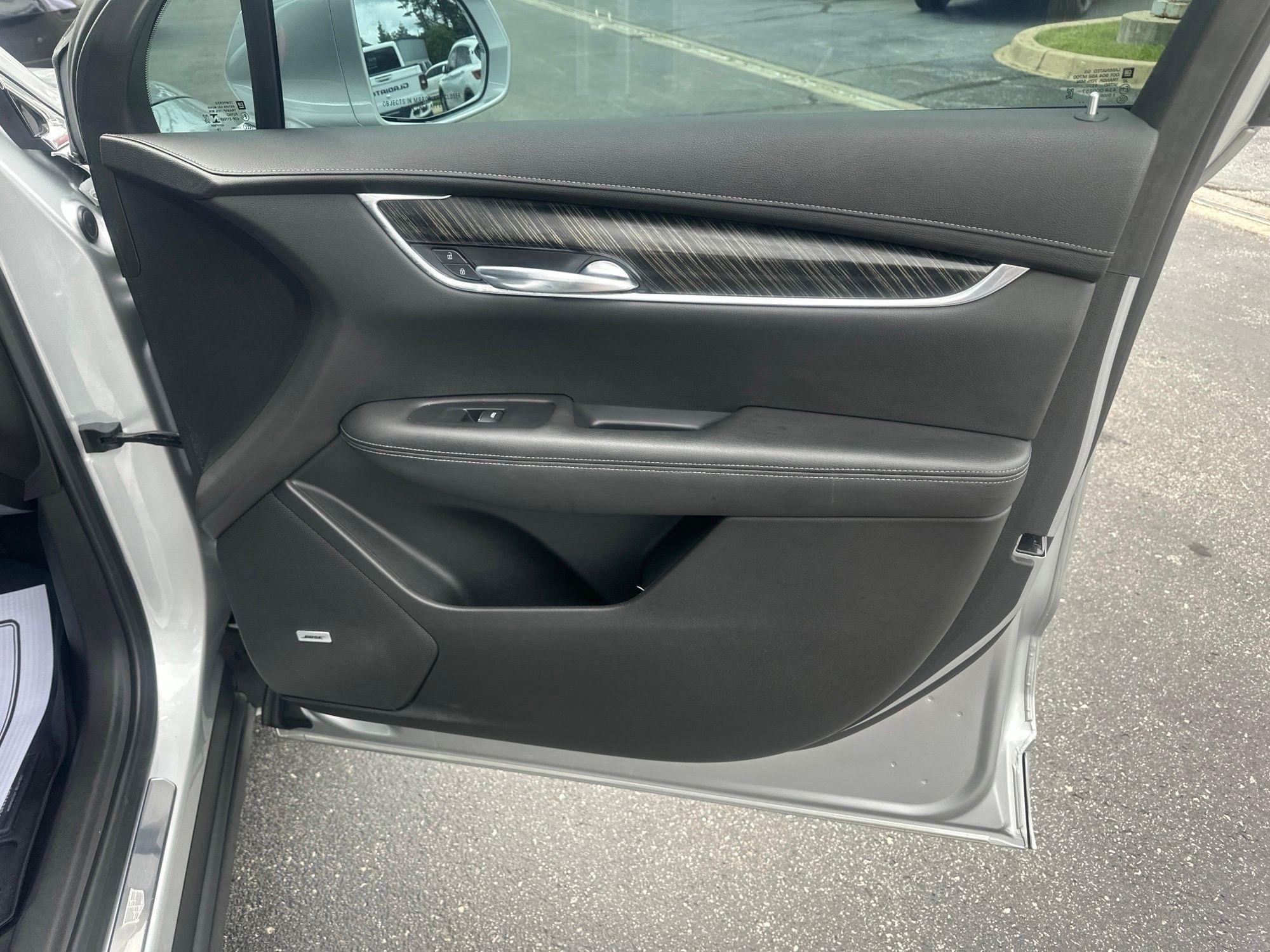 Cadillac XT6  2020