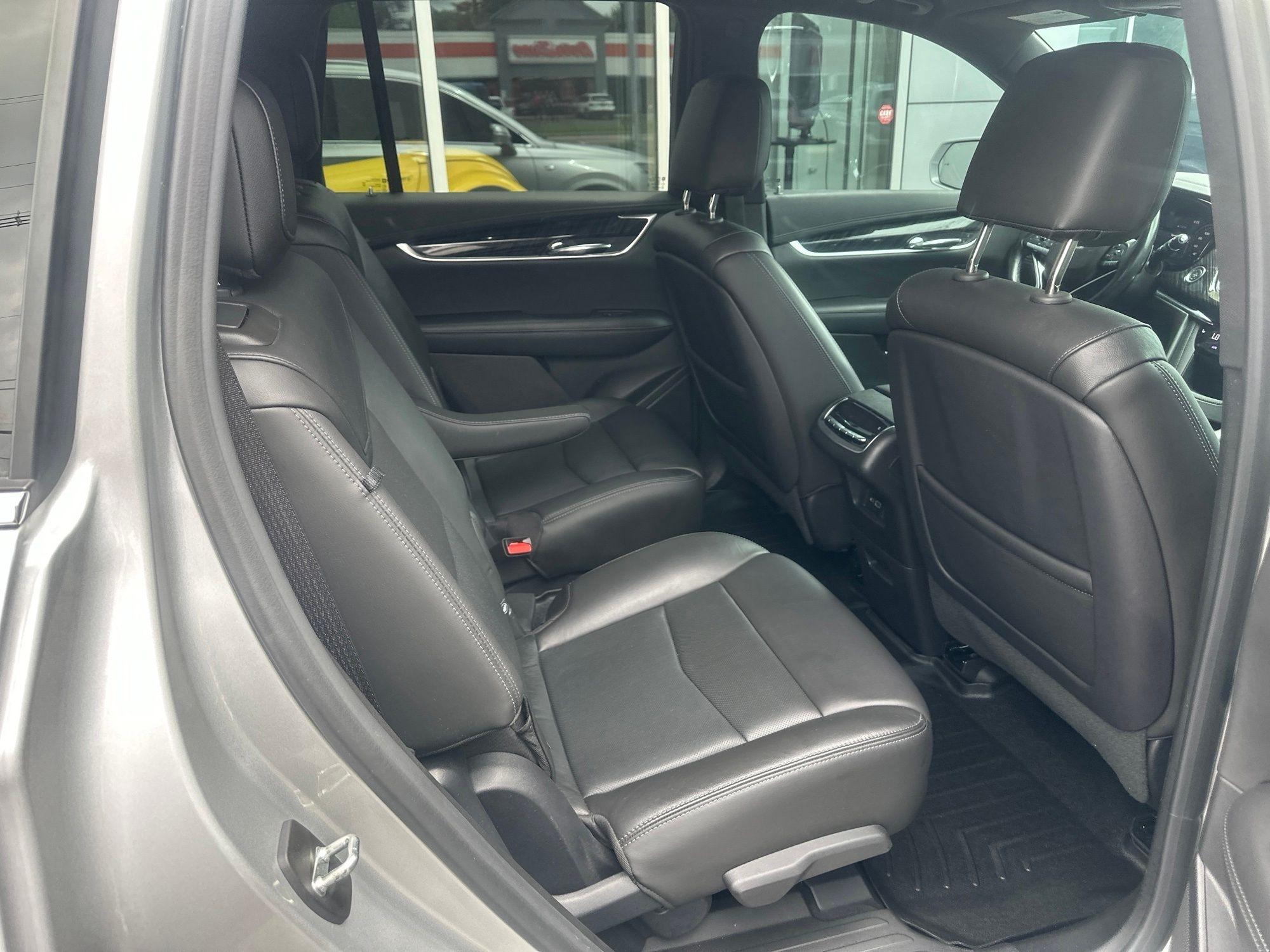 Cadillac XT6  2020