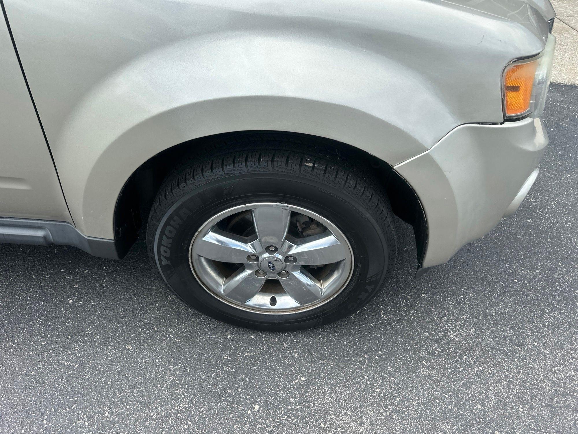 Ford Escape  2012