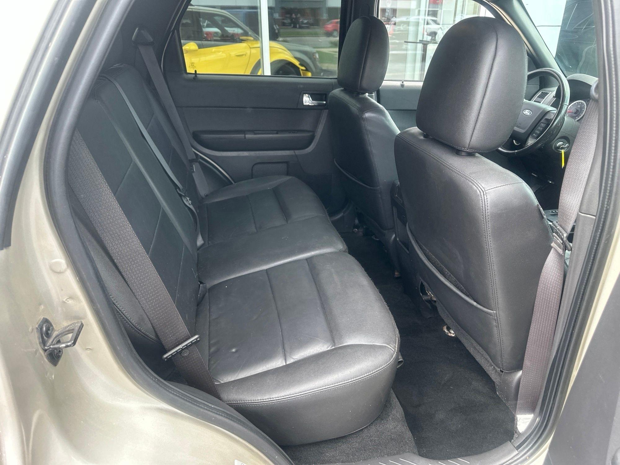 Ford Escape  2012