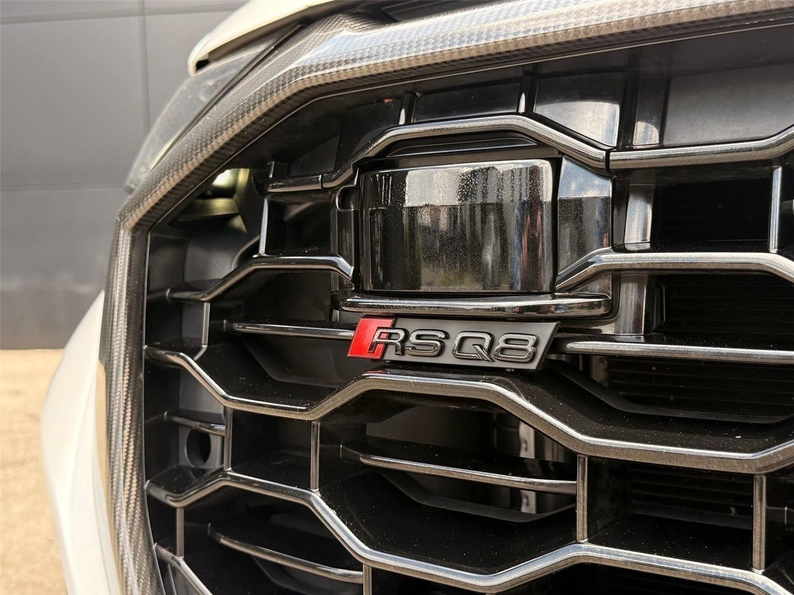Audi RS Q8  2022