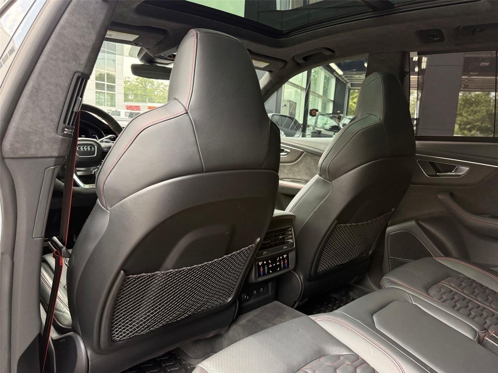 Audi RS Q8  2022