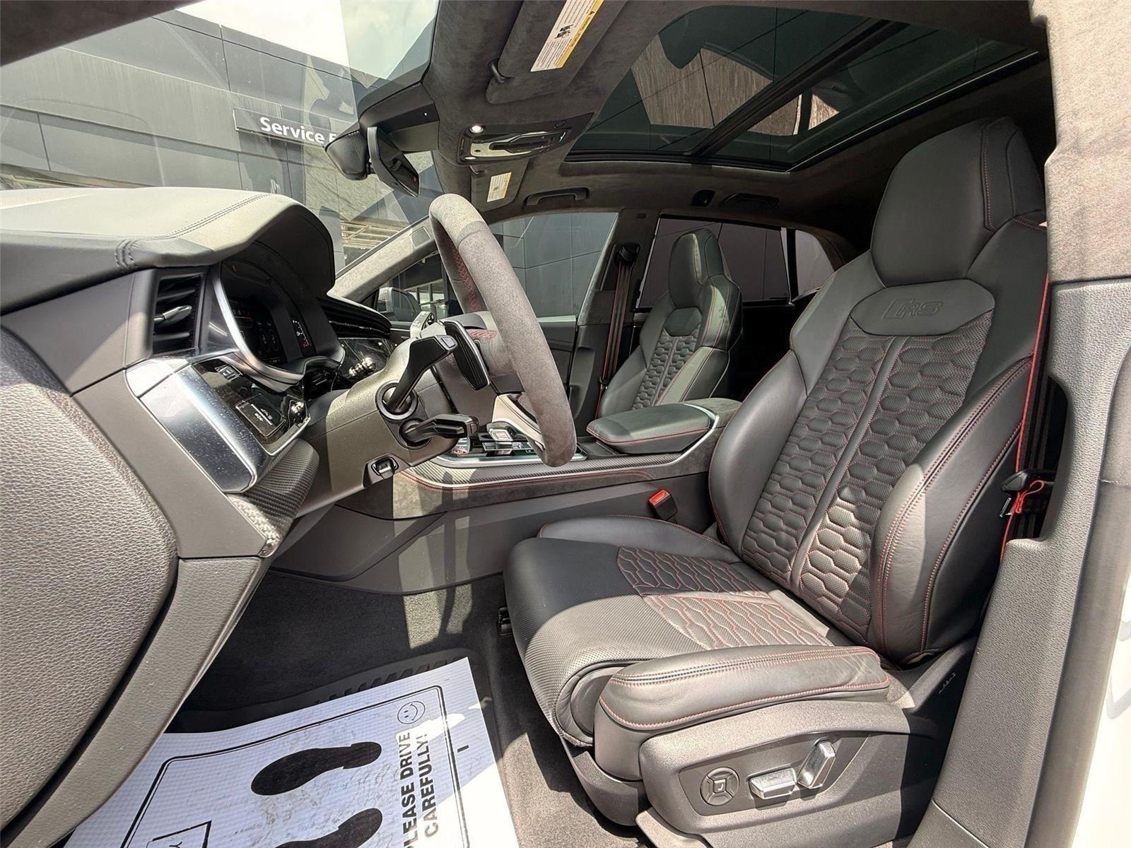 Audi RS Q8  2022