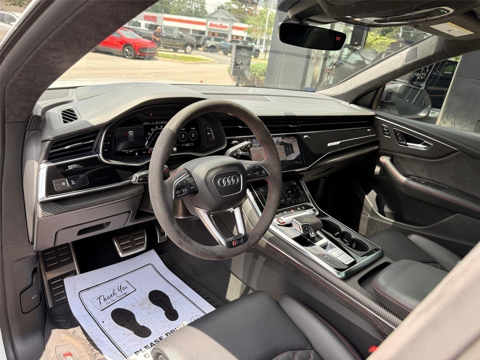Audi RS Q8  2022