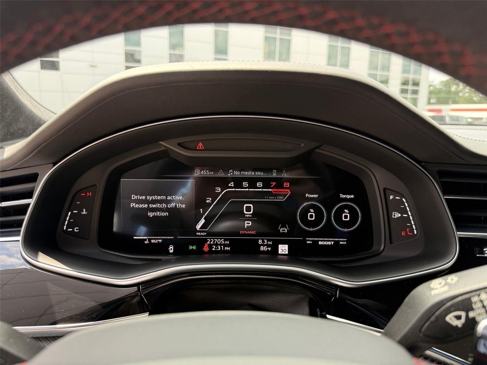 Audi RS Q8  2022