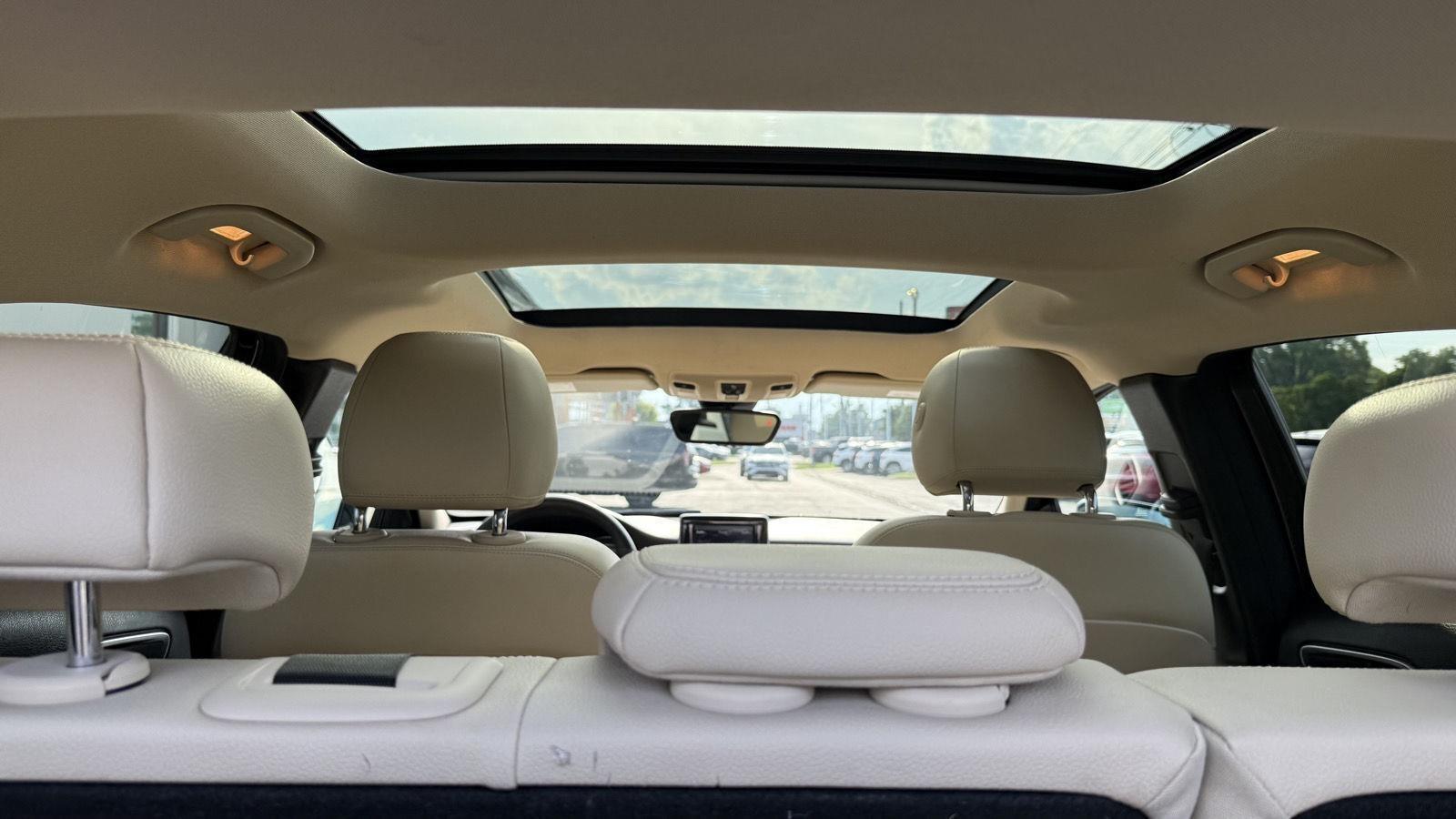 Mercedes-Benz GLA-Class  2015