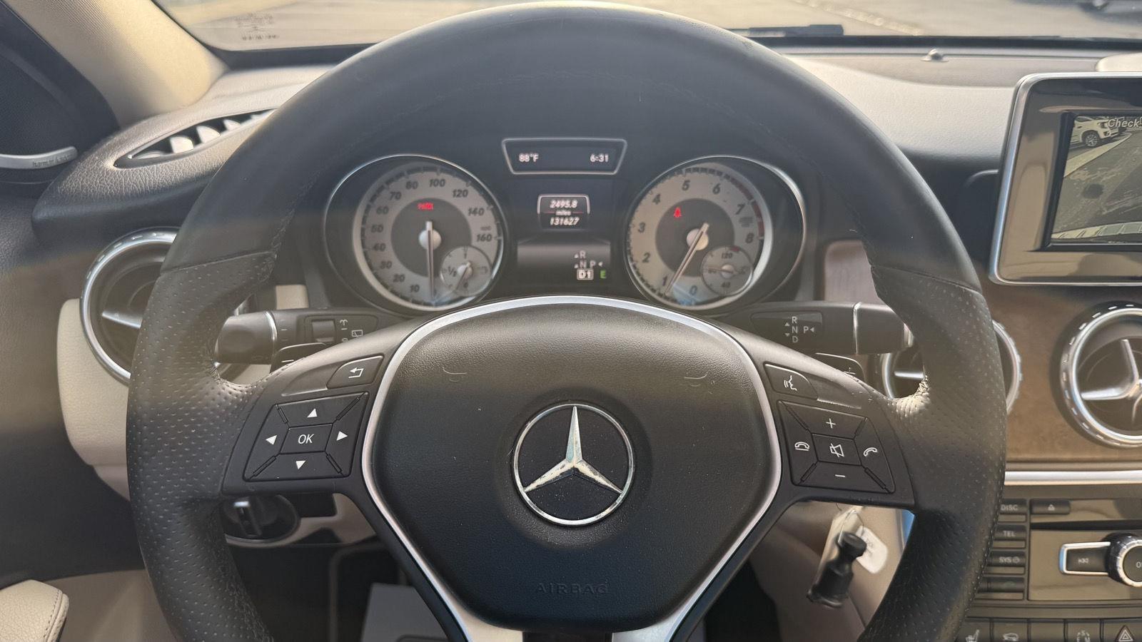 Mercedes-Benz GLA-Class  2015