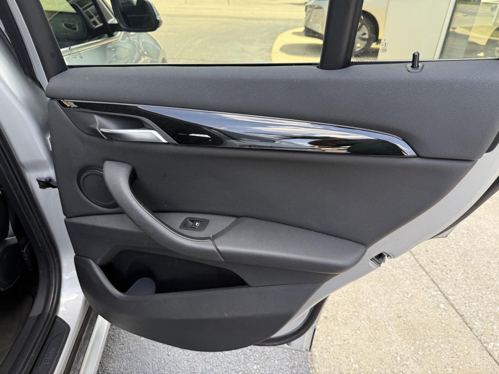 BMW X1  2018