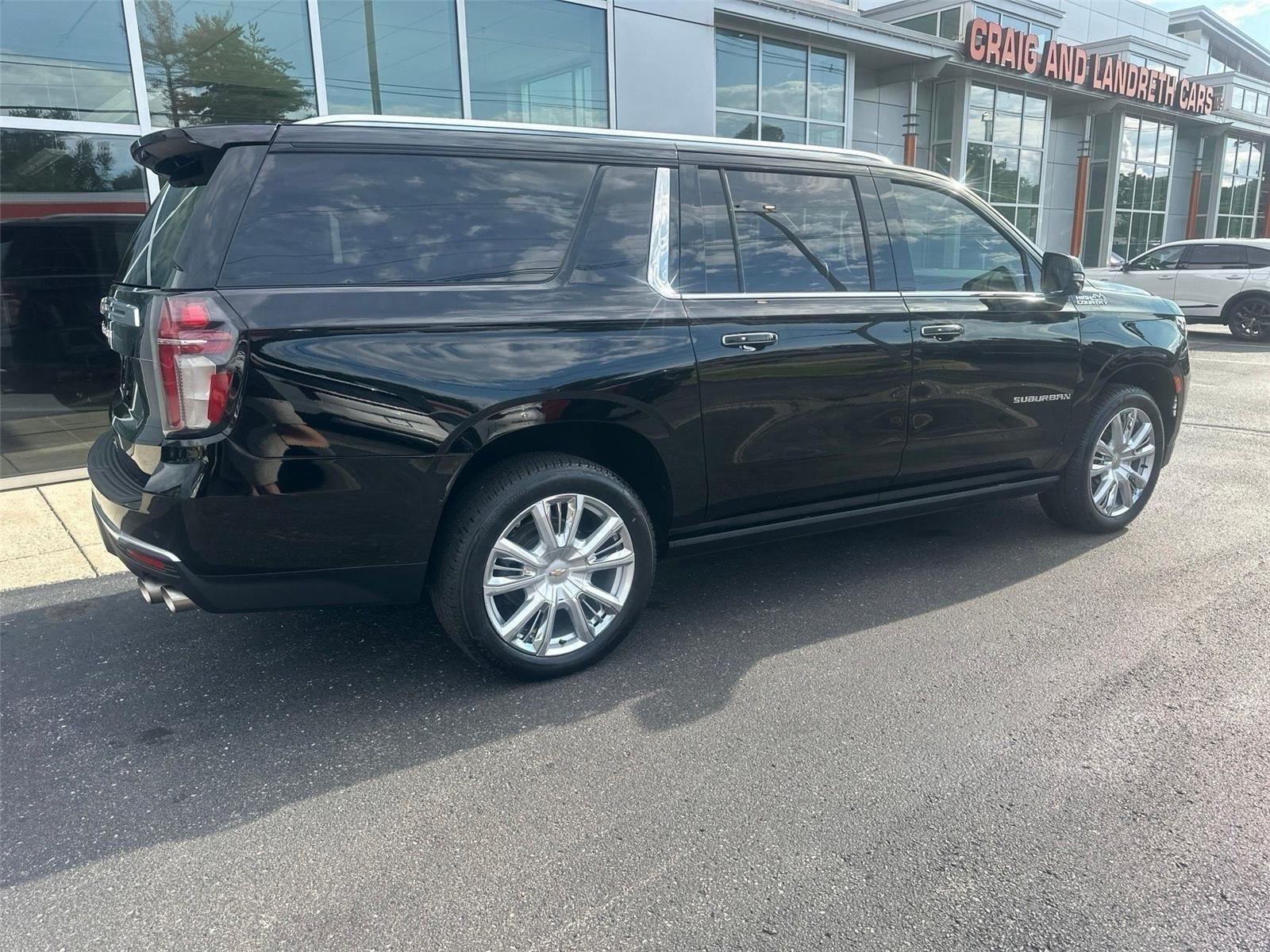 Chevrolet Suburban  2021