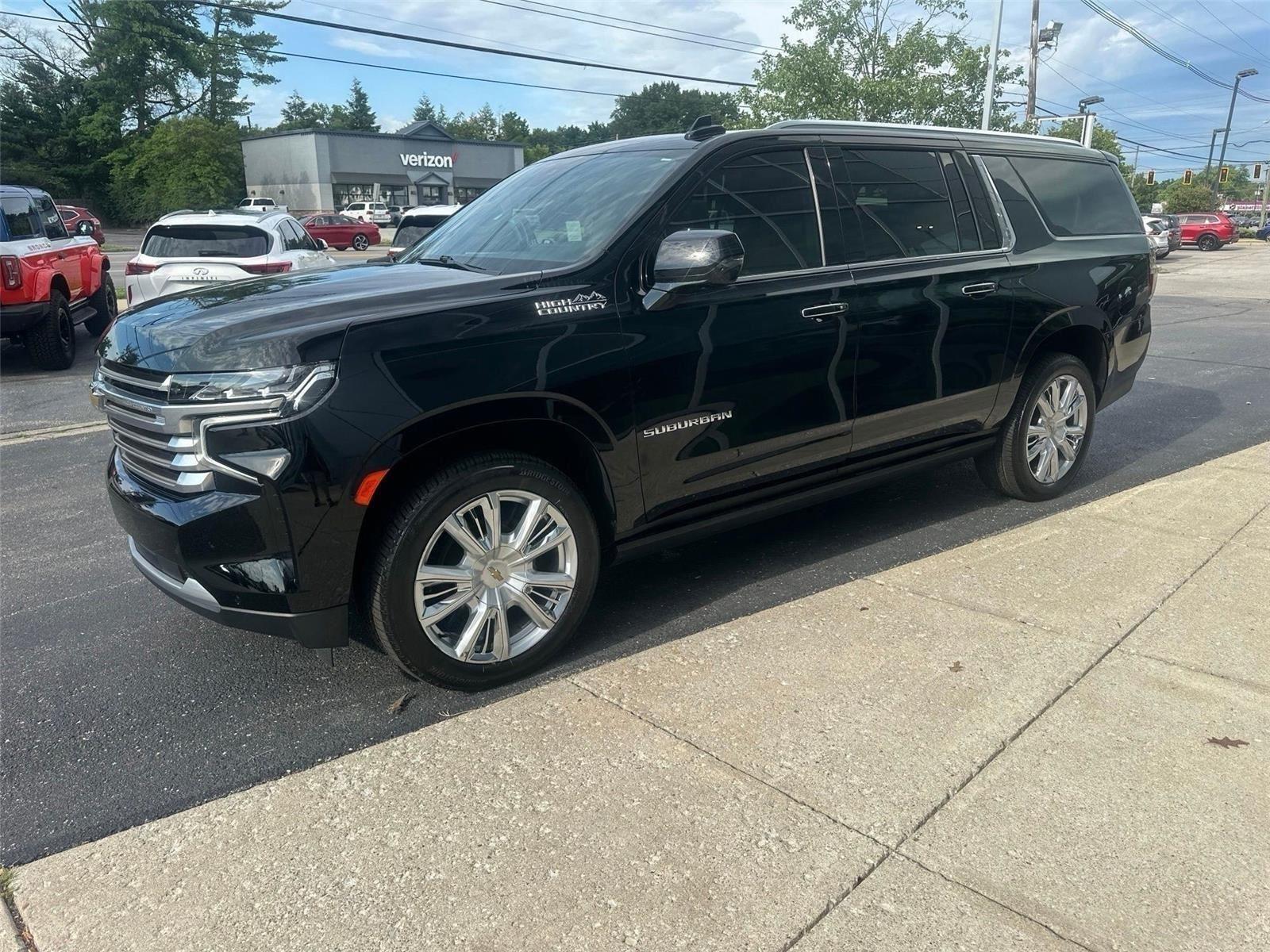 Chevrolet Suburban  2021
