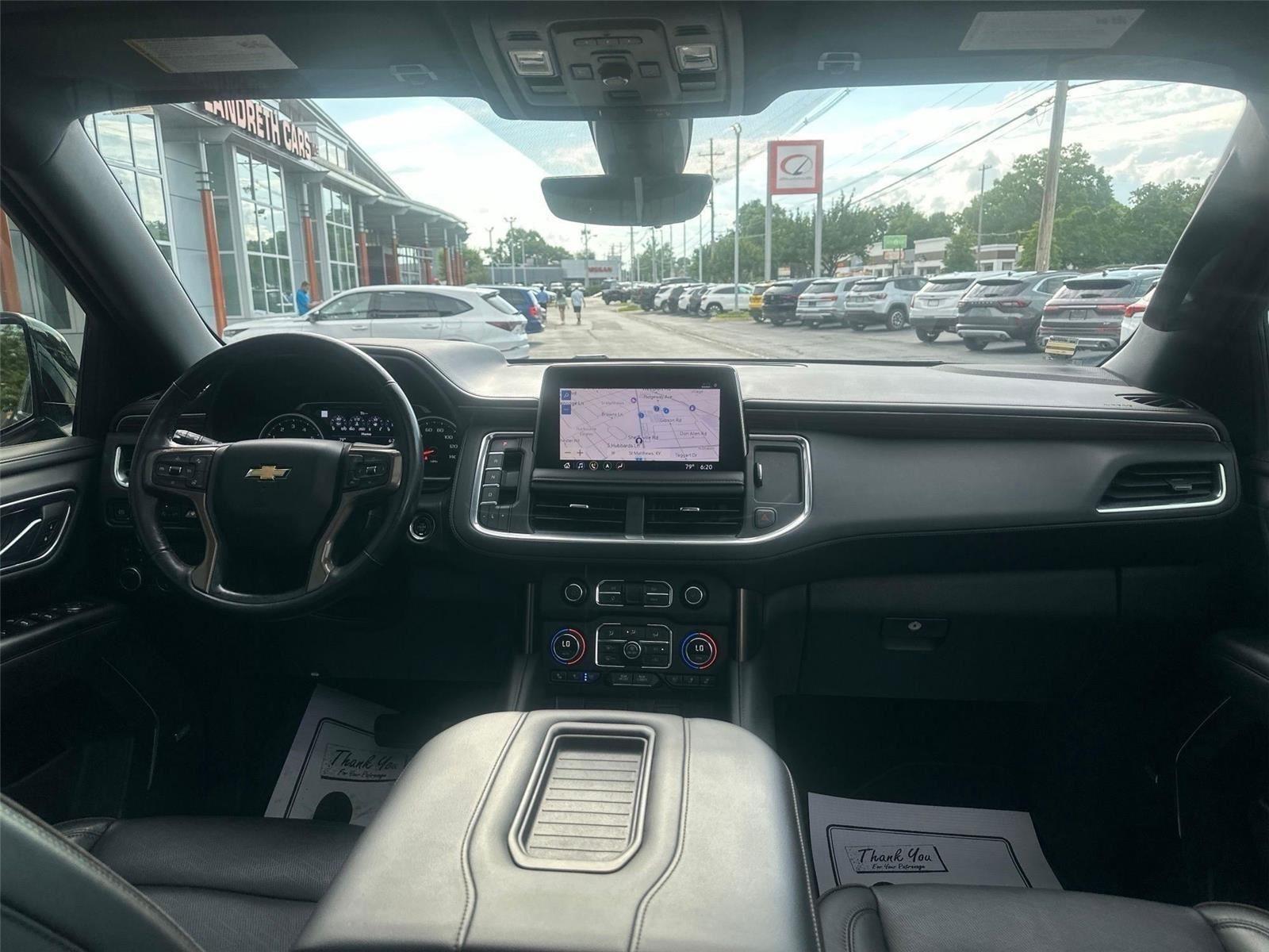 Chevrolet Suburban  2021