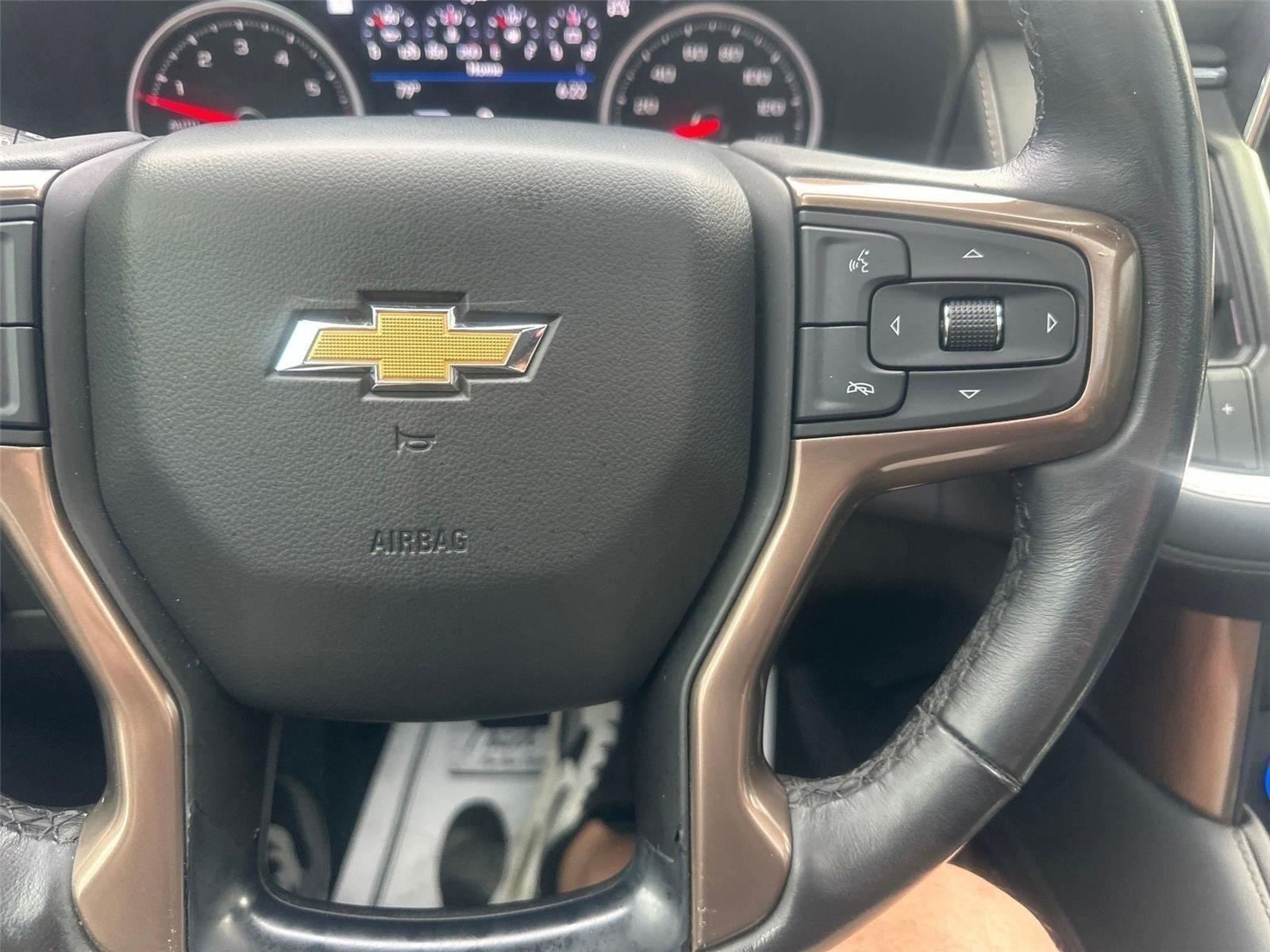 Chevrolet Suburban  2021