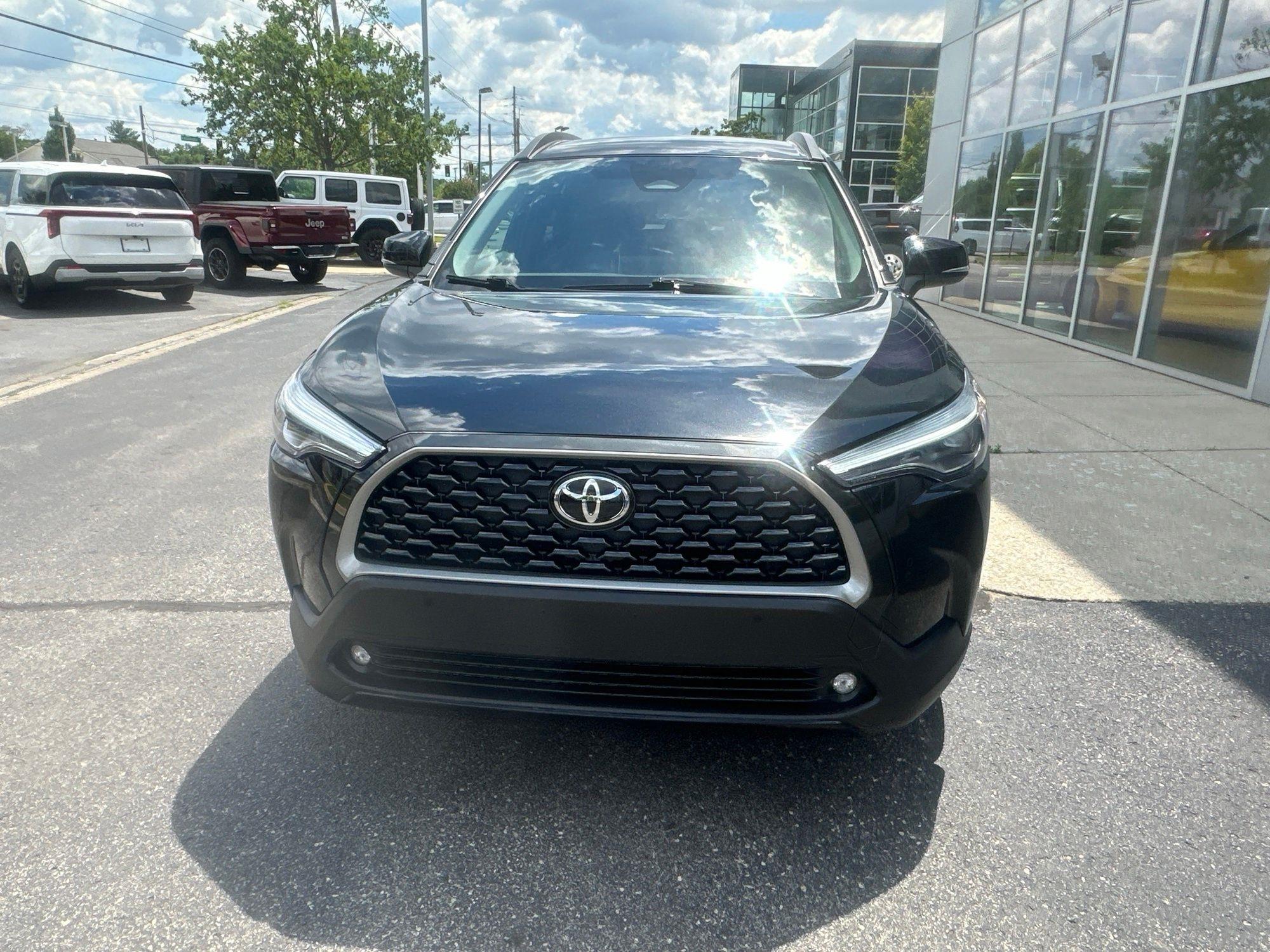 Toyota Corolla Cross  2025