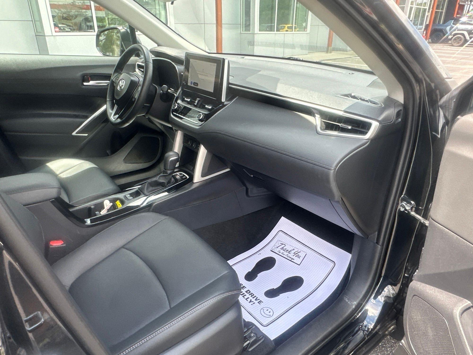 Toyota Corolla Cross  2025