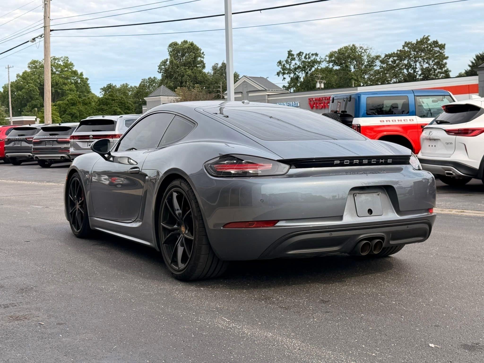 Porsche 718 Cayman  2025