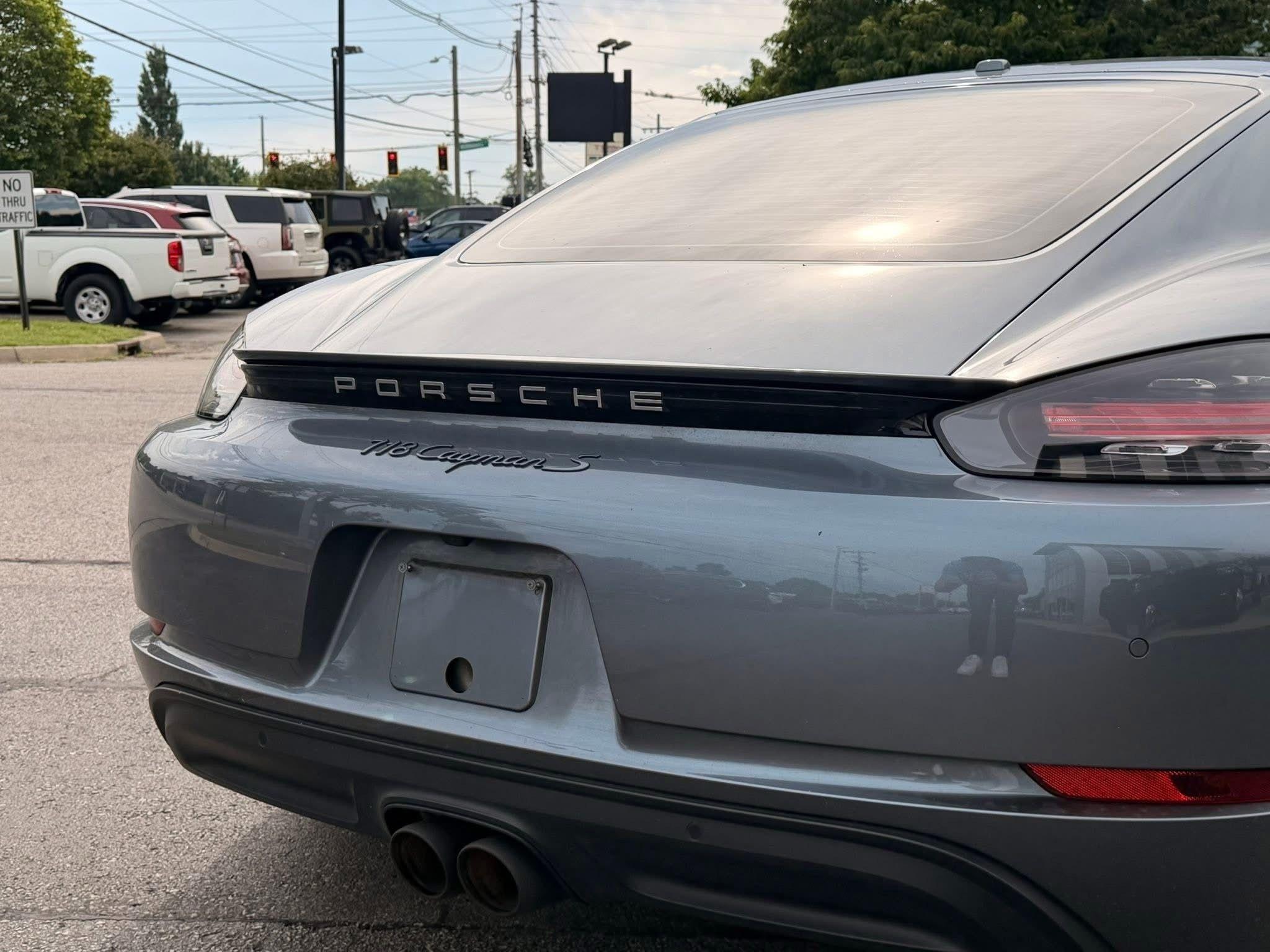 Porsche 718 Cayman  2025