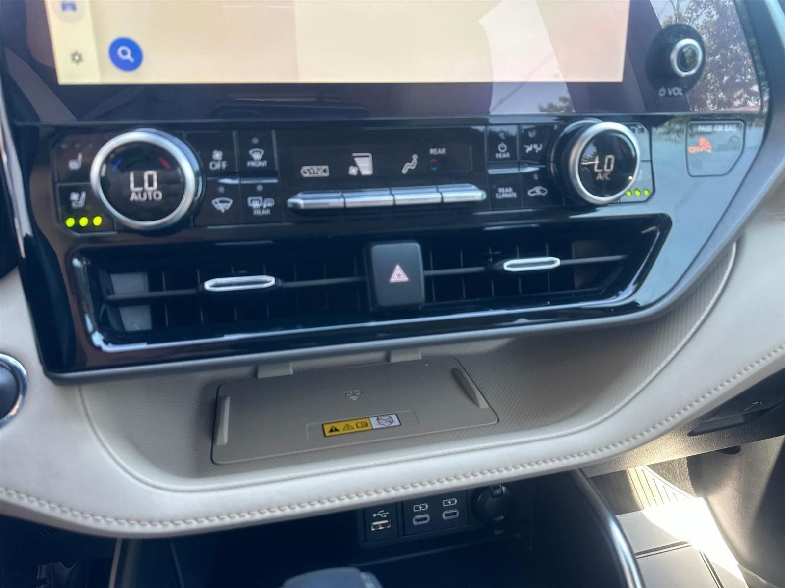 Toyota Highlander  2023