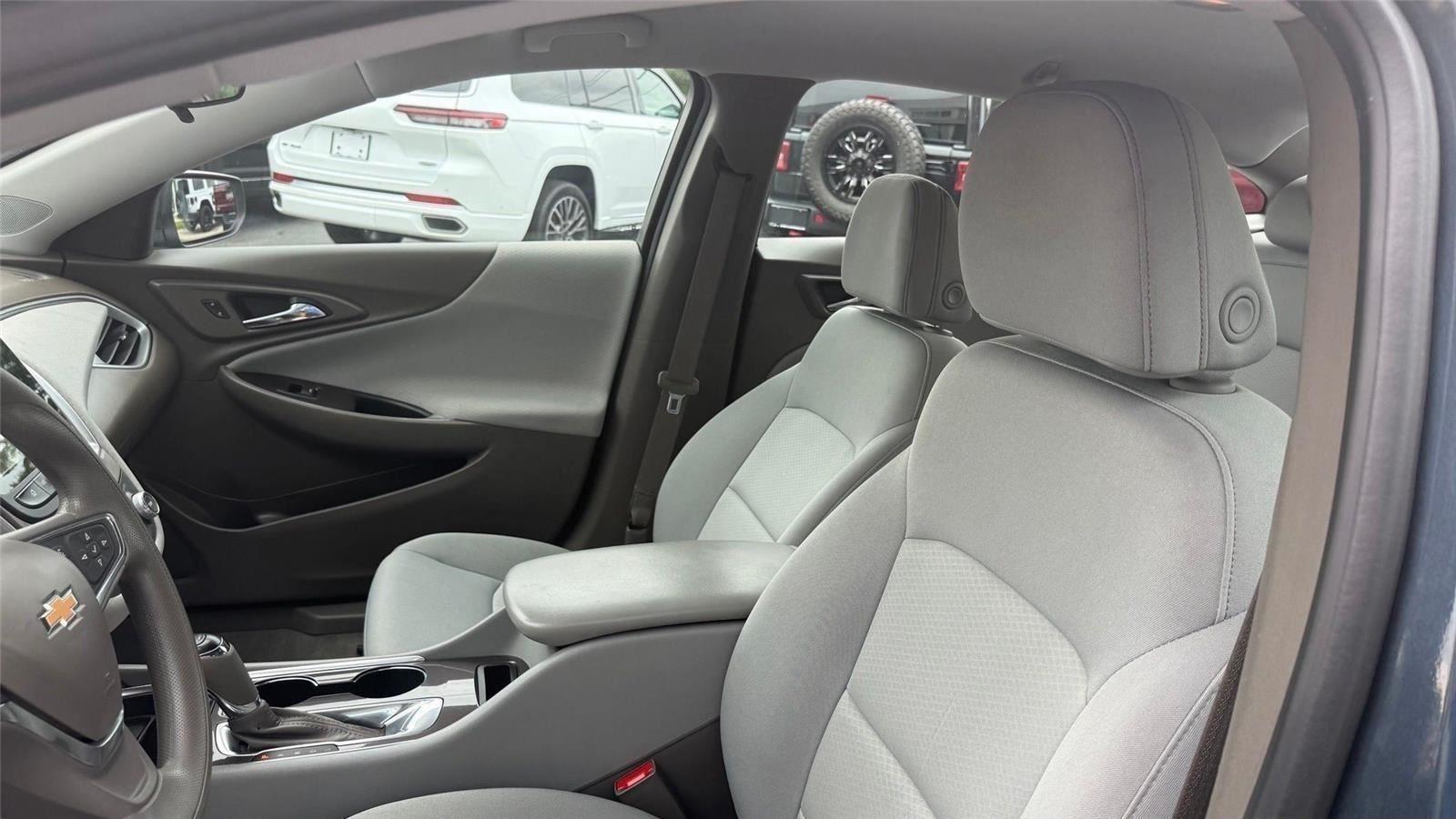 Chevrolet Malibu  2020