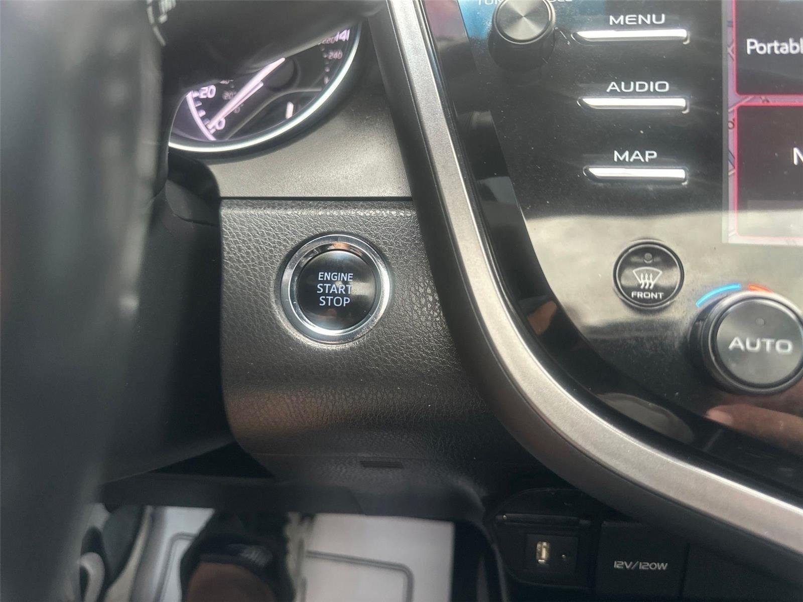 Toyota Camry  2018