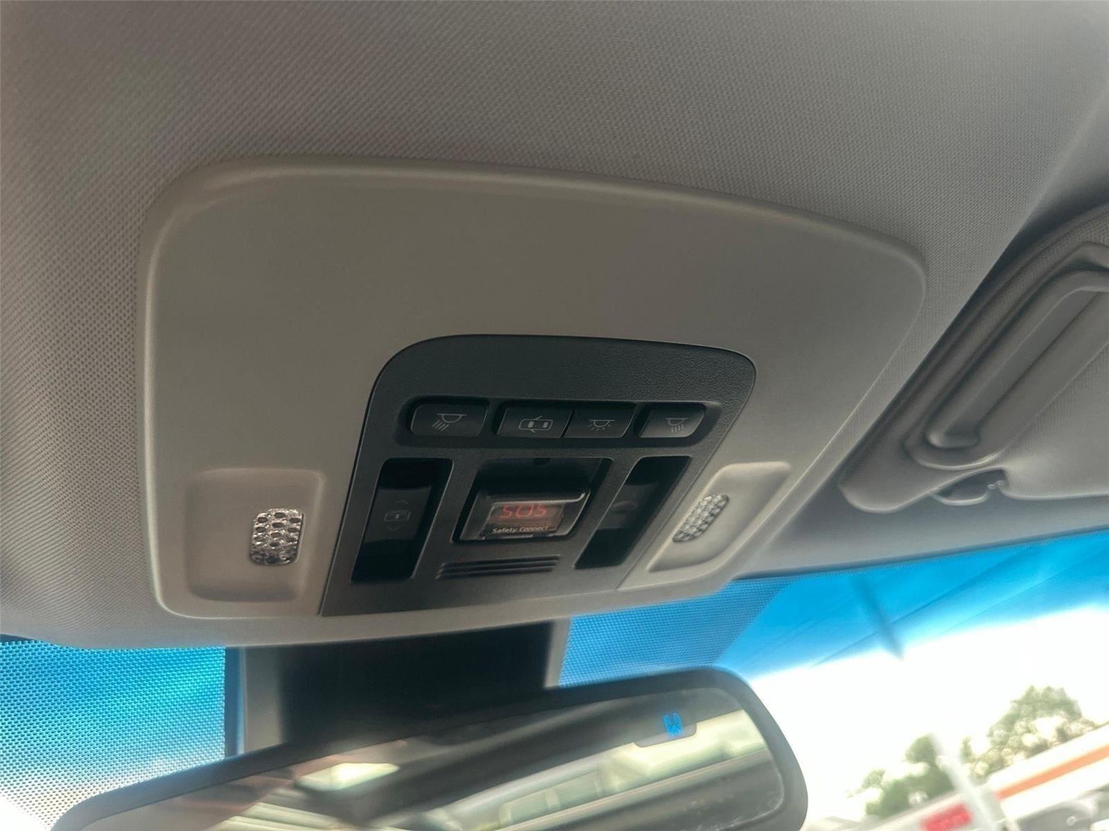 Toyota Camry  2018