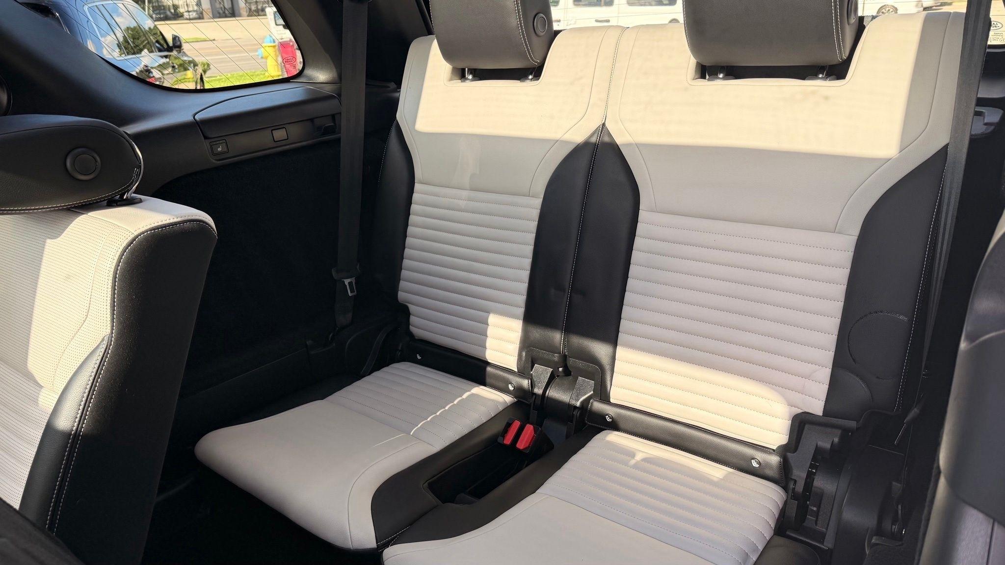 Land Rover Discovery  2021