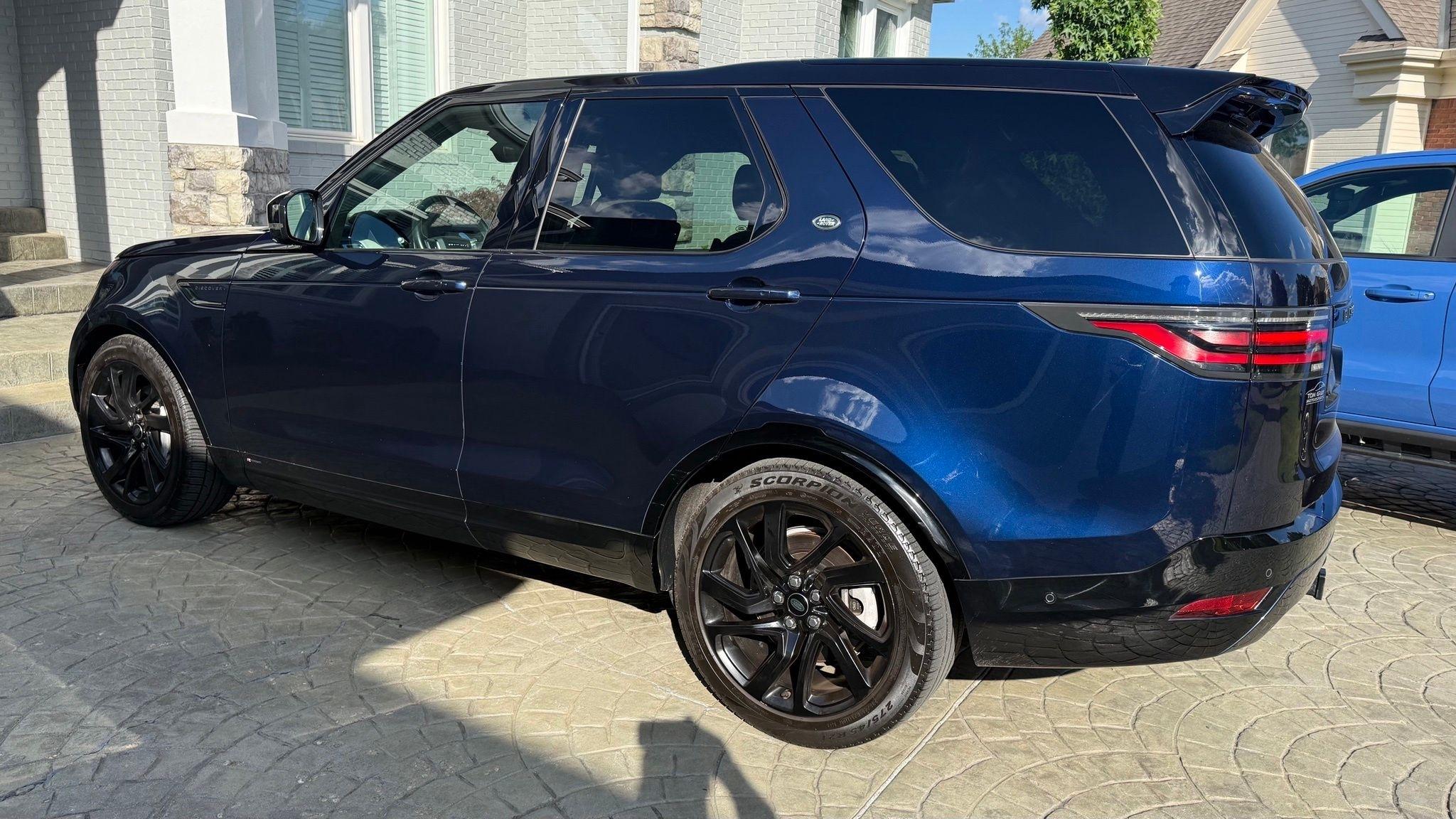 Land Rover Discovery  2021