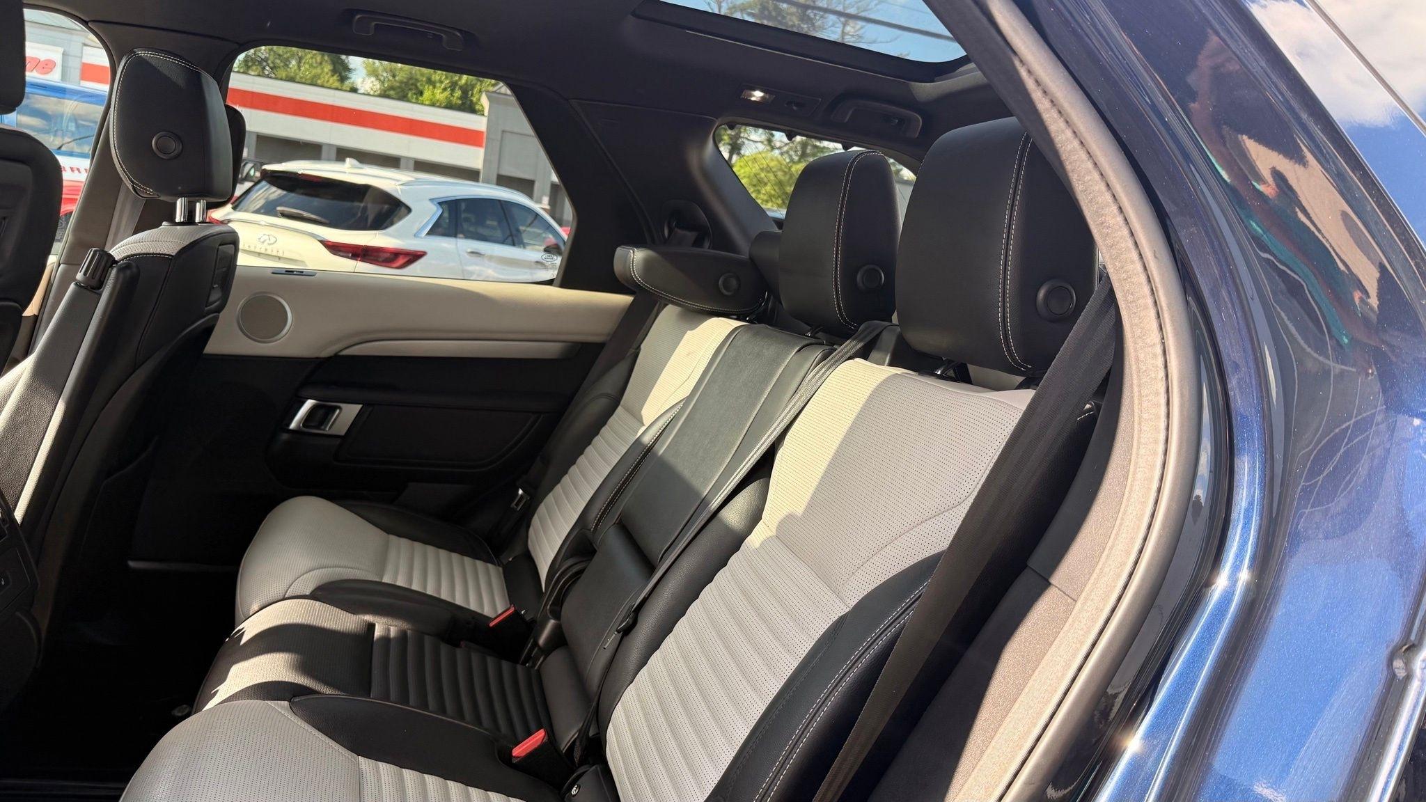 Land Rover Discovery  2021
