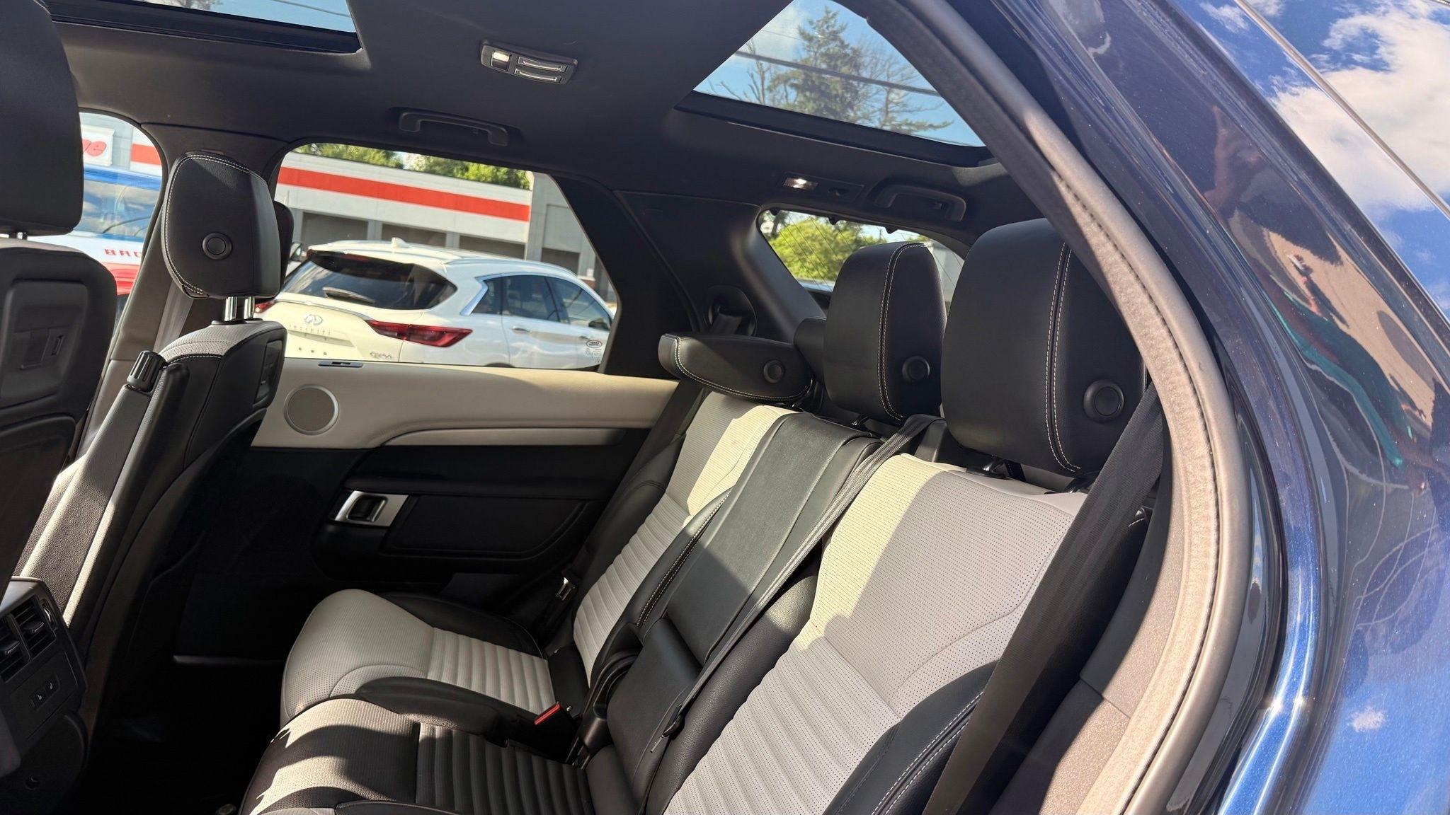 Land Rover Discovery  2021