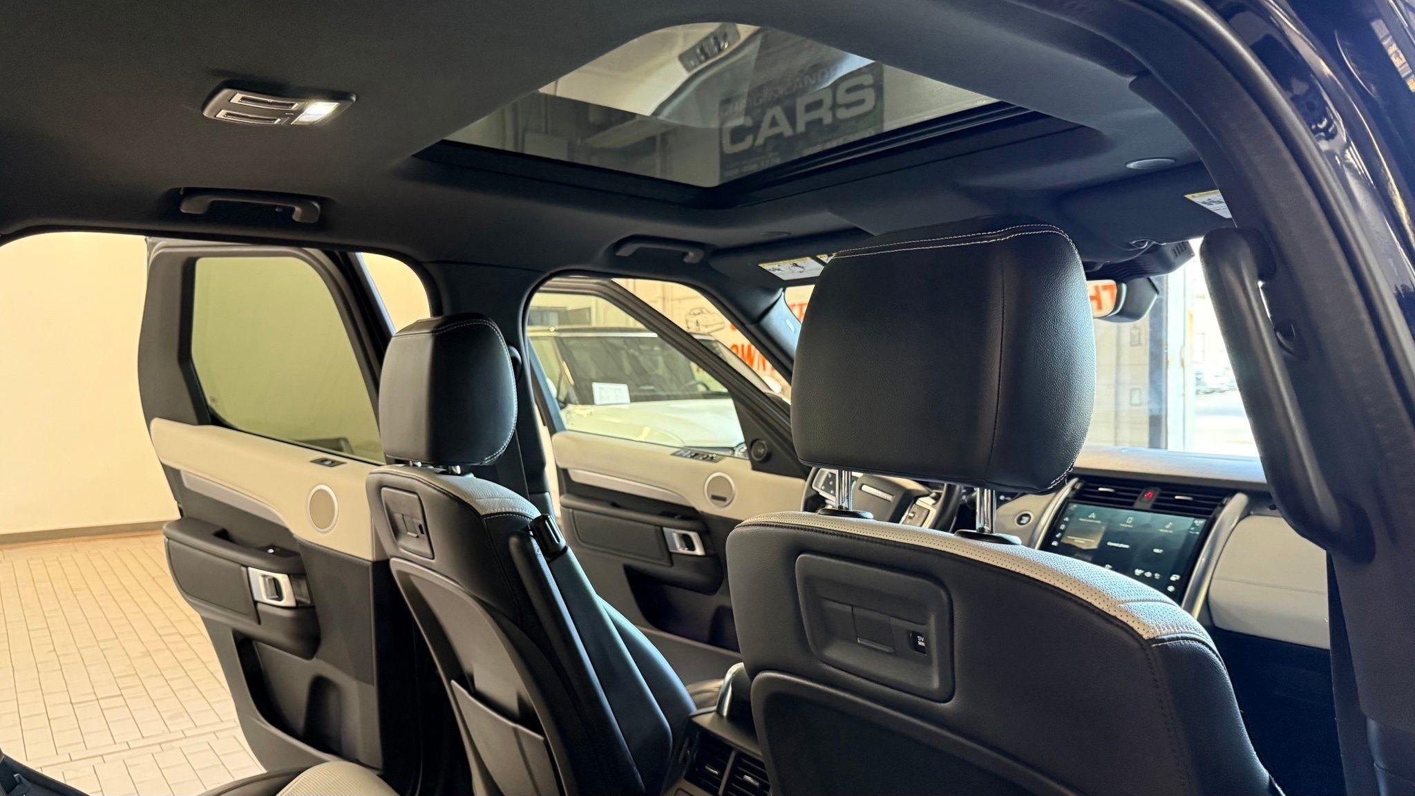 Land Rover Discovery  2021